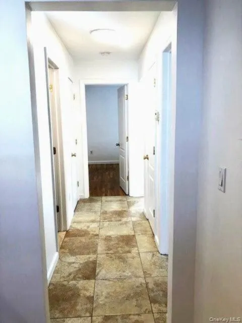 20 Carle Road, North Hempstead, NY, 3 Bedrooms Bedrooms, 5 Rooms Rooms,1 BathroomBathrooms,Residential Lease,For Rent,Carle,0,1030051 20 Carle Road, North Hempstead, NY, 3 Bedrooms Bedrooms, 5 Rooms Rooms,1 BathroomBathrooms,Residential Lease,For Rent,Carle,0,1030051