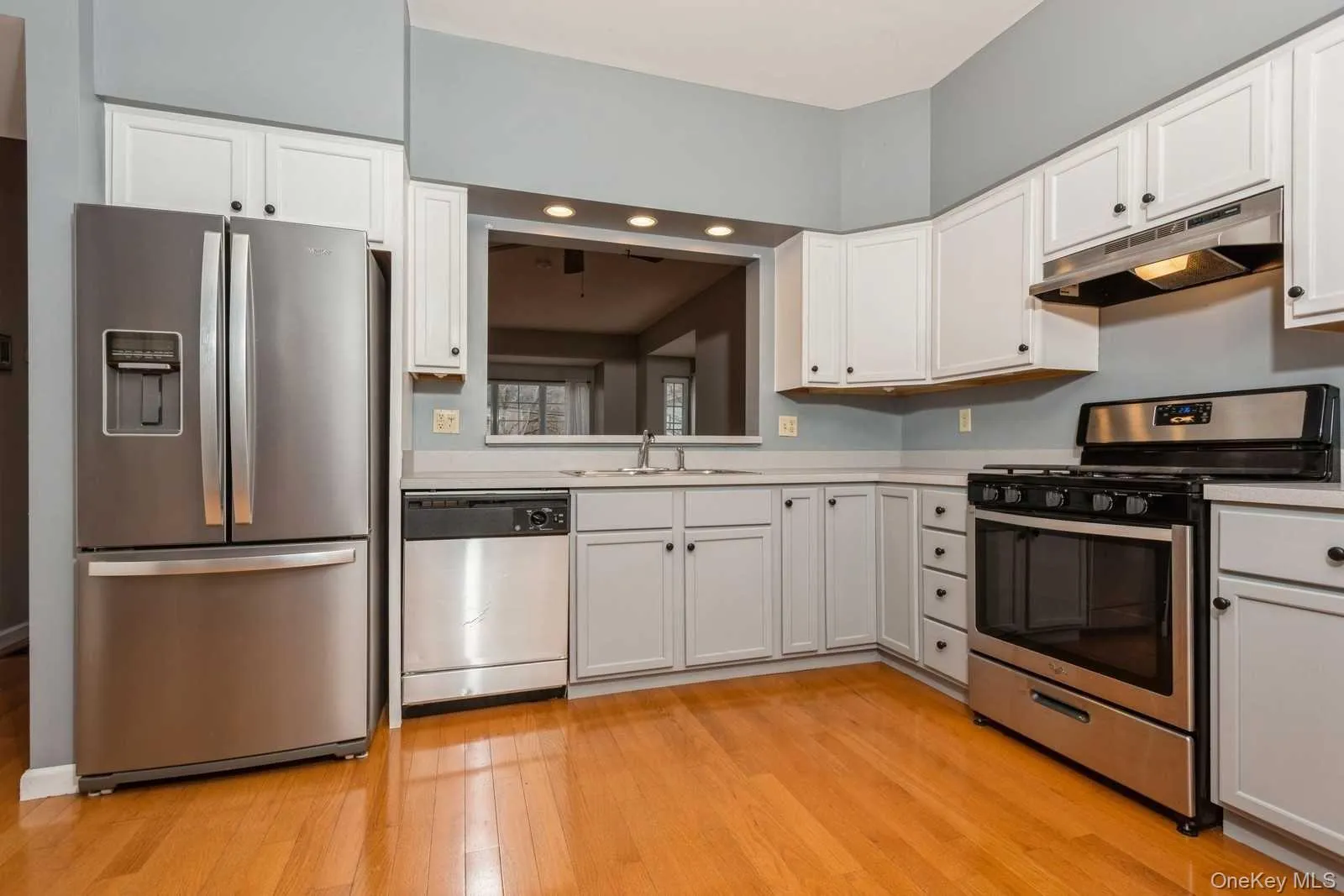 52 Schenck Avenue, Beacon, NY, 3 Bedrooms Bedrooms, 8 Rooms Rooms,1 BathroomBathrooms,Residential Lease,For Rent,Schenck,0,1030054 52 Schenck Avenue, Beacon, NY, 3 Bedrooms Bedrooms, 8 Rooms Rooms,1 BathroomBathrooms,Residential Lease,For Rent,Schenck,0,1030054