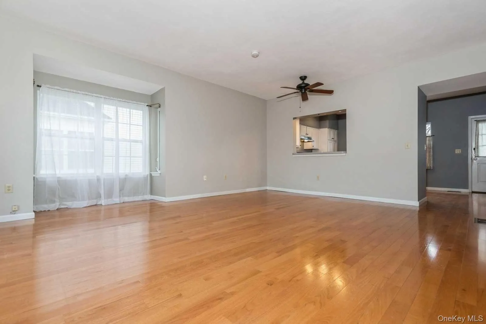 52 Schenck Avenue, Beacon, NY, 3 Bedrooms Bedrooms, 8 Rooms Rooms,1 BathroomBathrooms,Residential Lease,For Rent,Schenck,0,1030054 52 Schenck Avenue, Beacon, NY, 3 Bedrooms Bedrooms, 8 Rooms Rooms,1 BathroomBathrooms,Residential Lease,For Rent,Schenck,0,1030054