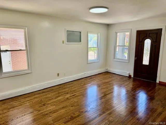 24614 61st Avenue, New York, NY, 3 Bedrooms Bedrooms, 6 Rooms Rooms,1 BathroomBathrooms,Residential Lease,For Rent,61st,0,1030066 24614 61st Avenue, New York, NY, 3 Bedrooms Bedrooms, 6 Rooms Rooms,1 BathroomBathrooms,Residential Lease,For Rent,61st,0,1030066