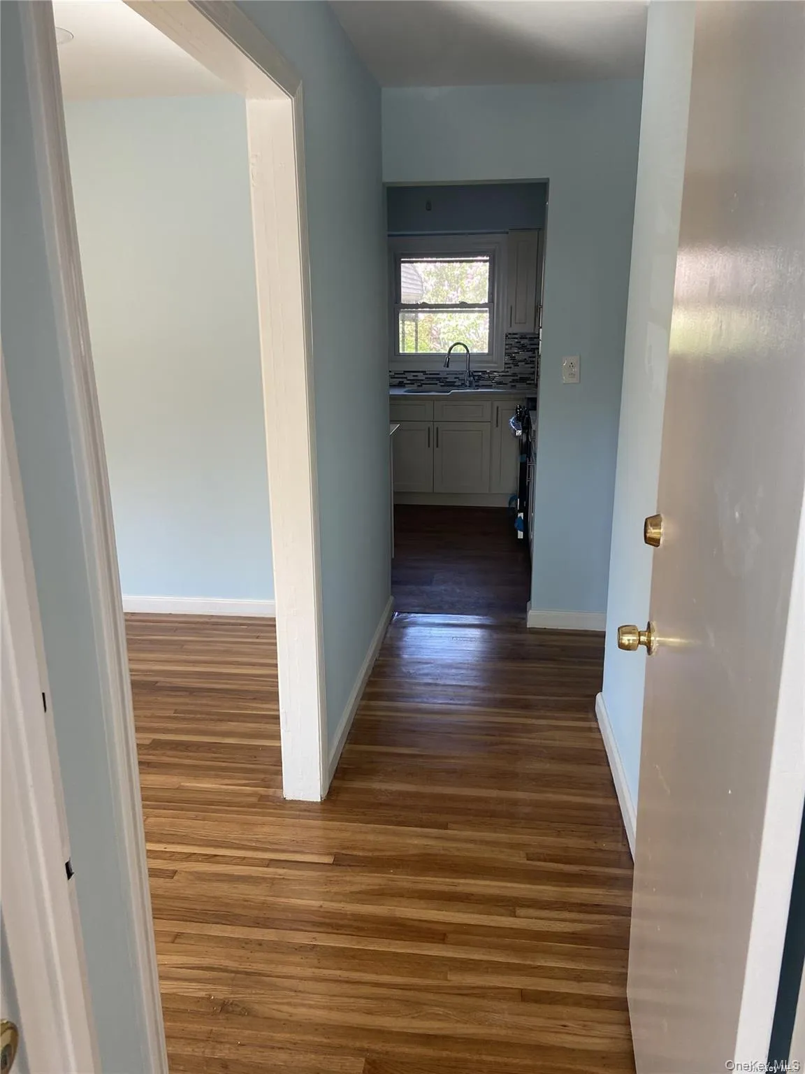 83-08 Langdale Street, New York, NY, 2 Bedrooms Bedrooms, 4 Rooms Rooms,1 BathroomBathrooms,Residential Lease,For Rent,Langdale,0,1030067 83-08 Langdale Street, New York, NY, 2 Bedrooms Bedrooms, 4 Rooms Rooms,1 BathroomBathrooms,Residential Lease,For Rent,Langdale,0,1030067