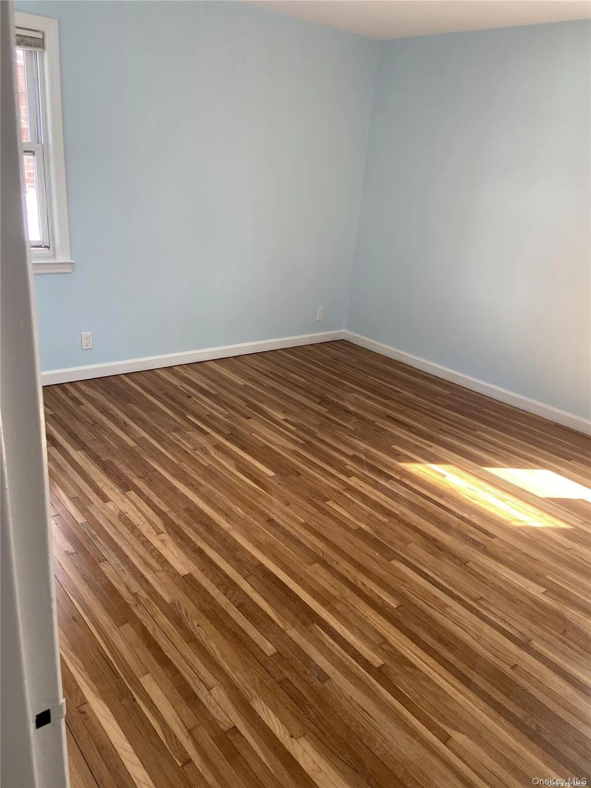83-08 Langdale Street, New York, NY, 2 Bedrooms Bedrooms, 4 Rooms Rooms,1 BathroomBathrooms,Residential Lease,For Rent,Langdale,0,1030067 83-08 Langdale Street, New York, NY, 2 Bedrooms Bedrooms, 4 Rooms Rooms,1 BathroomBathrooms,Residential Lease,For Rent,Langdale,0,1030067