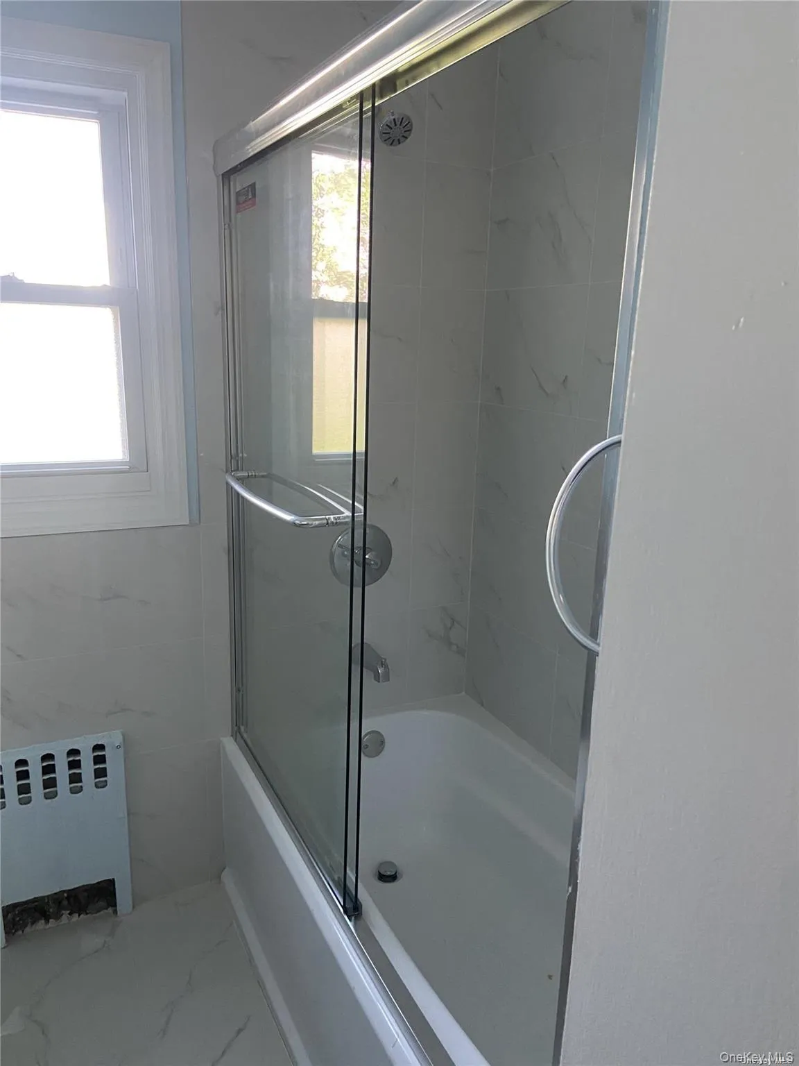 83-08 Langdale Street, New York, NY, 2 Bedrooms Bedrooms, 4 Rooms Rooms,1 BathroomBathrooms,Residential Lease,For Rent,Langdale,0,1030067 83-08 Langdale Street, New York, NY, 2 Bedrooms Bedrooms, 4 Rooms Rooms,1 BathroomBathrooms,Residential Lease,For Rent,Langdale,0,1030067