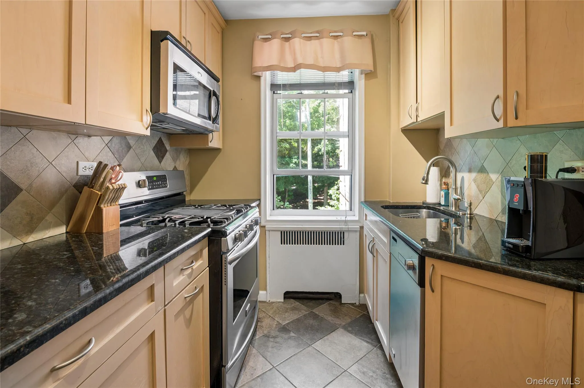 84 Pinewood Road, Greenburgh, NY, 1 Bedroom Bedrooms, 5 Rooms Rooms,1 BathroomBathrooms,Residential,For Rent,Pinewood,0,1030068 84 Pinewood Road, Greenburgh, NY, 1 Bedroom Bedrooms, 5 Rooms Rooms,1 BathroomBathrooms,Residential,For Rent,Pinewood,0,1030068