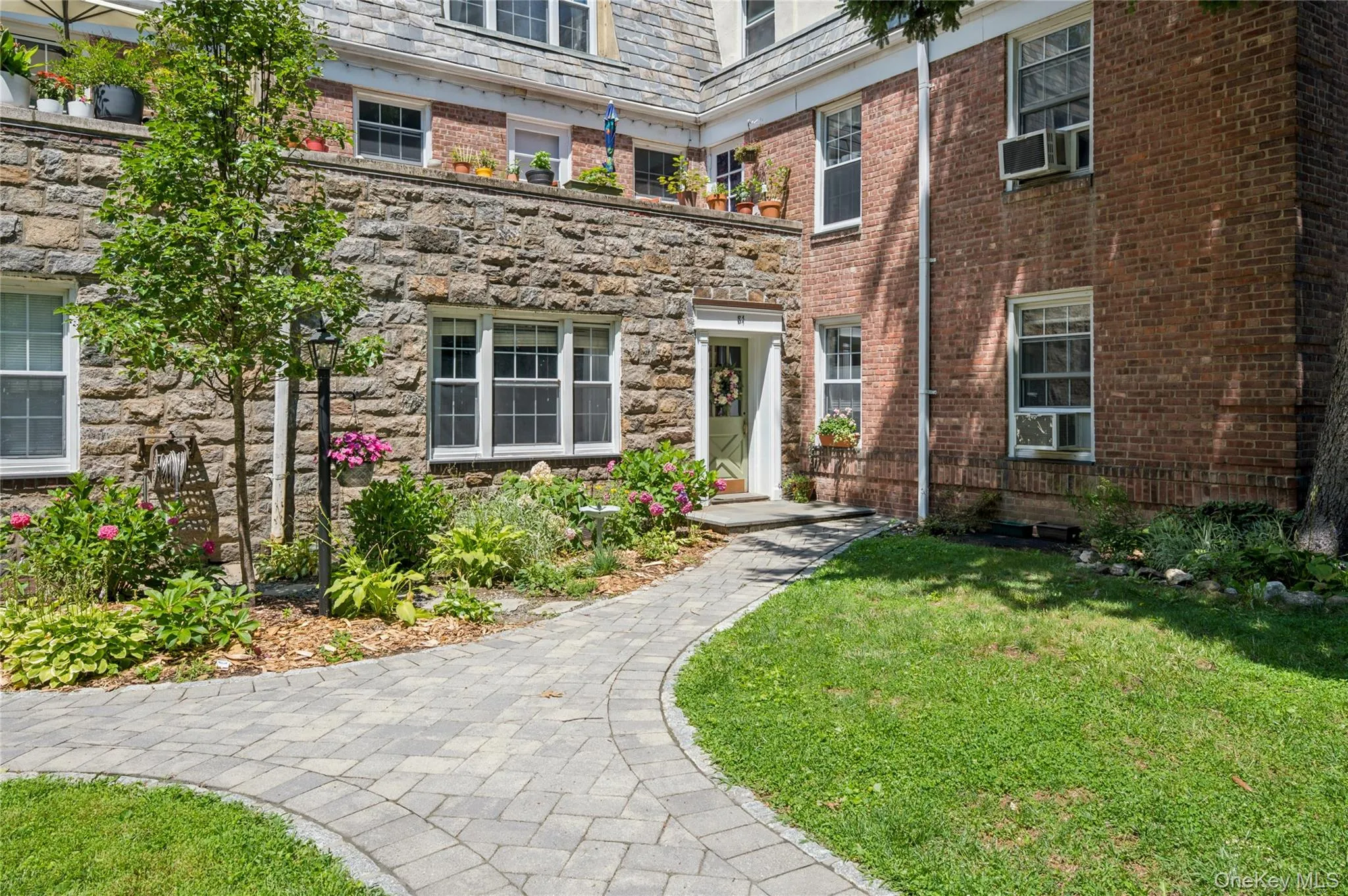 84 Pinewood Road, Greenburgh, NY, 1 Bedroom Bedrooms, 5 Rooms Rooms,1 BathroomBathrooms,Residential,For Rent,Pinewood,0,1030068 84 Pinewood Road, Greenburgh, NY, 1 Bedroom Bedrooms, 5 Rooms Rooms,1 BathroomBathrooms,Residential,For Rent,Pinewood,0,1030068