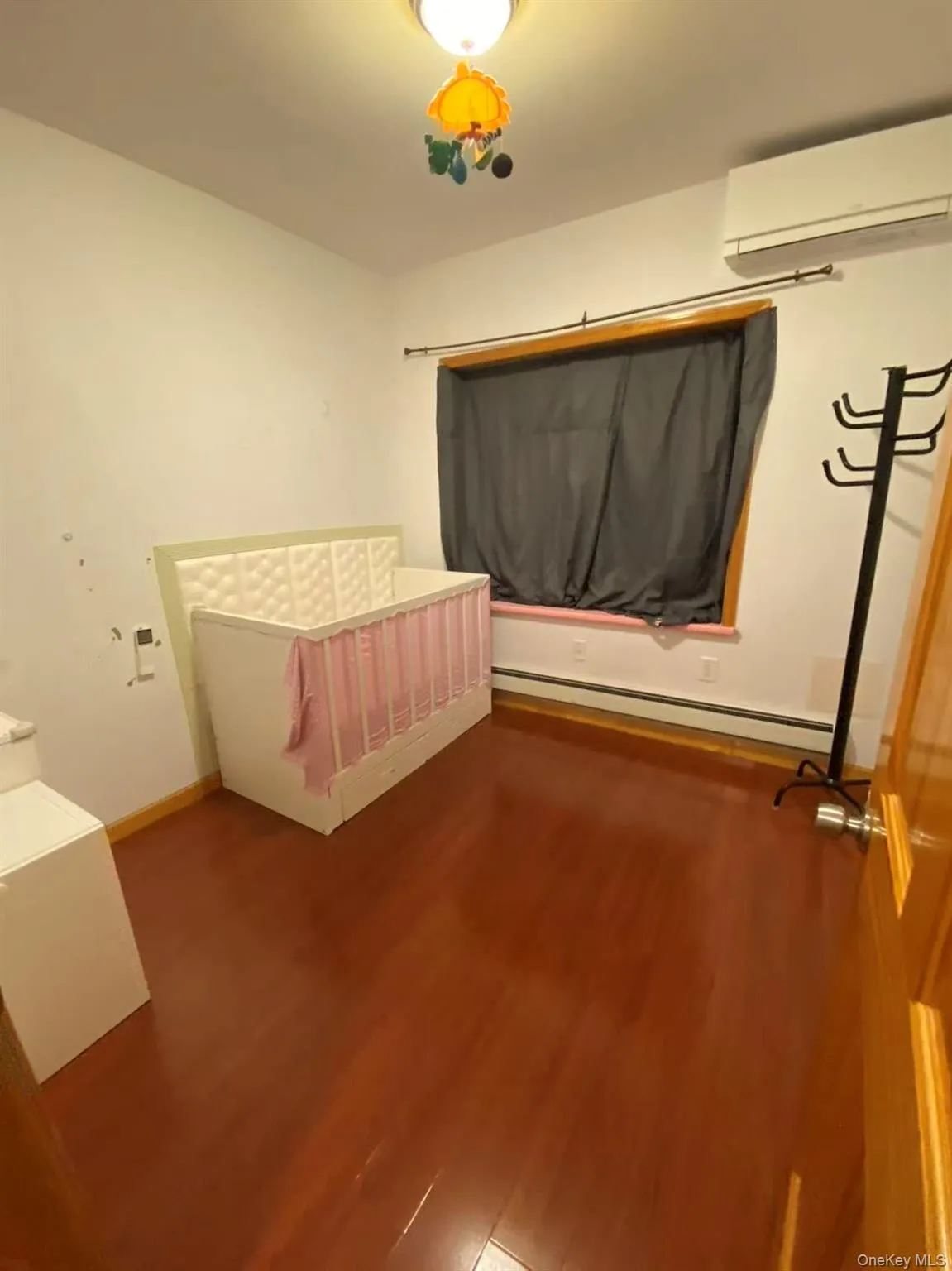 53-39 80th Street, New York, NY, 1 Bedroom Bedrooms, 4 Rooms Rooms,1 BathroomBathrooms,Residential Lease,For Rent,80th,0,1030071 53-39 80th Street, New York, NY, 1 Bedroom Bedrooms, 4 Rooms Rooms,1 BathroomBathrooms,Residential Lease,For Rent,80th,0,1030071