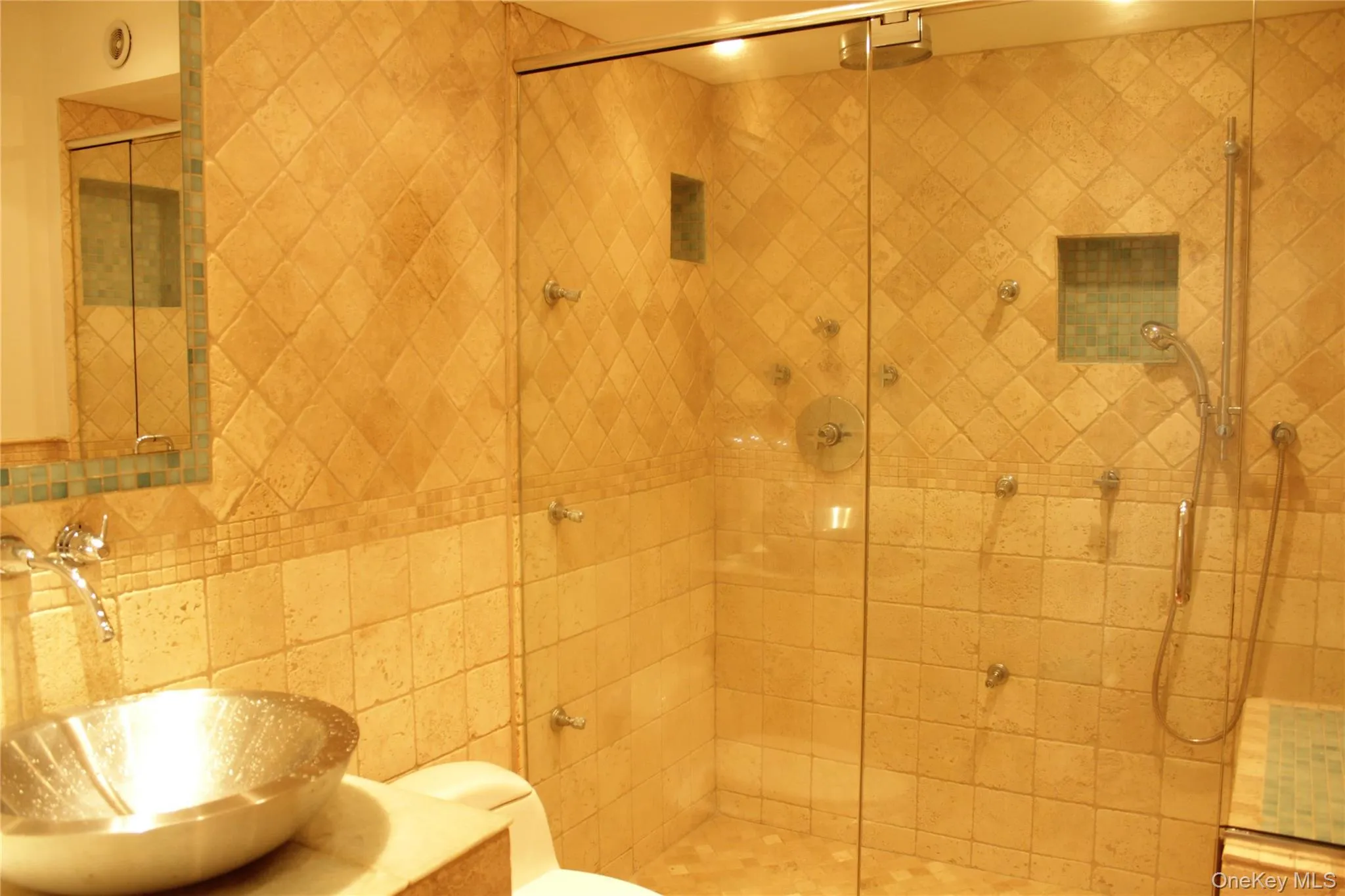32 Dogwood Drive, Eastchester, NY, 5 Bedrooms Bedrooms, 9 Rooms Rooms,3 BathroomsBathrooms,Residential Lease,For Rent,Dogwood,0,1030072 32 Dogwood Drive, Eastchester, NY, 5 Bedrooms Bedrooms, 9 Rooms Rooms,3 BathroomsBathrooms,Residential Lease,For Rent,Dogwood,0,1030072