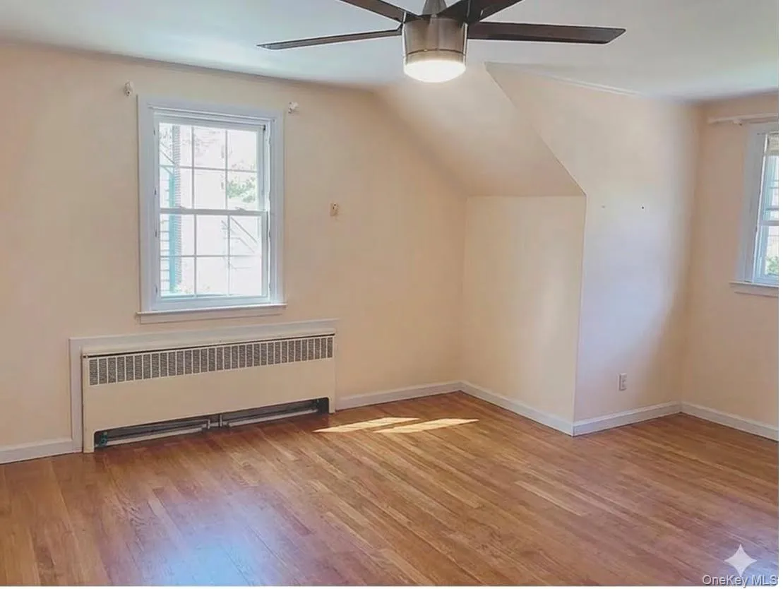 32 Dogwood Drive, Eastchester, NY, 5 Bedrooms Bedrooms, 9 Rooms Rooms,3 BathroomsBathrooms,Residential Lease,For Rent,Dogwood,0,1030072 32 Dogwood Drive, Eastchester, NY, 5 Bedrooms Bedrooms, 9 Rooms Rooms,3 BathroomsBathrooms,Residential Lease,For Rent,Dogwood,0,1030072