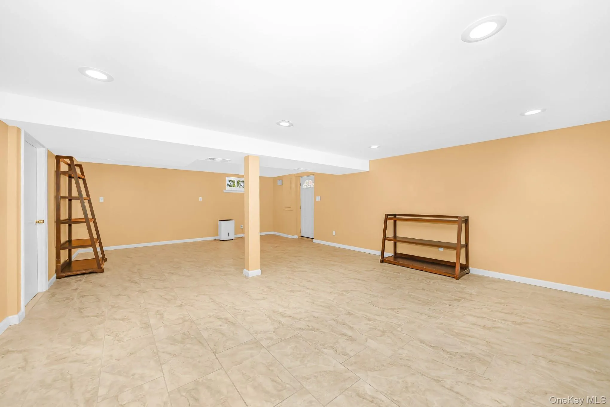 3900 Miller Place, Hempstead, NY, 3 Bedrooms Bedrooms, 6 Rooms Rooms,2 BathroomsBathrooms,Residential,For Rent,Miller,0,1030074 3900 Miller Place, Hempstead, NY, 3 Bedrooms Bedrooms, 6 Rooms Rooms,2 BathroomsBathrooms,Residential,For Rent,Miller,0,1030074