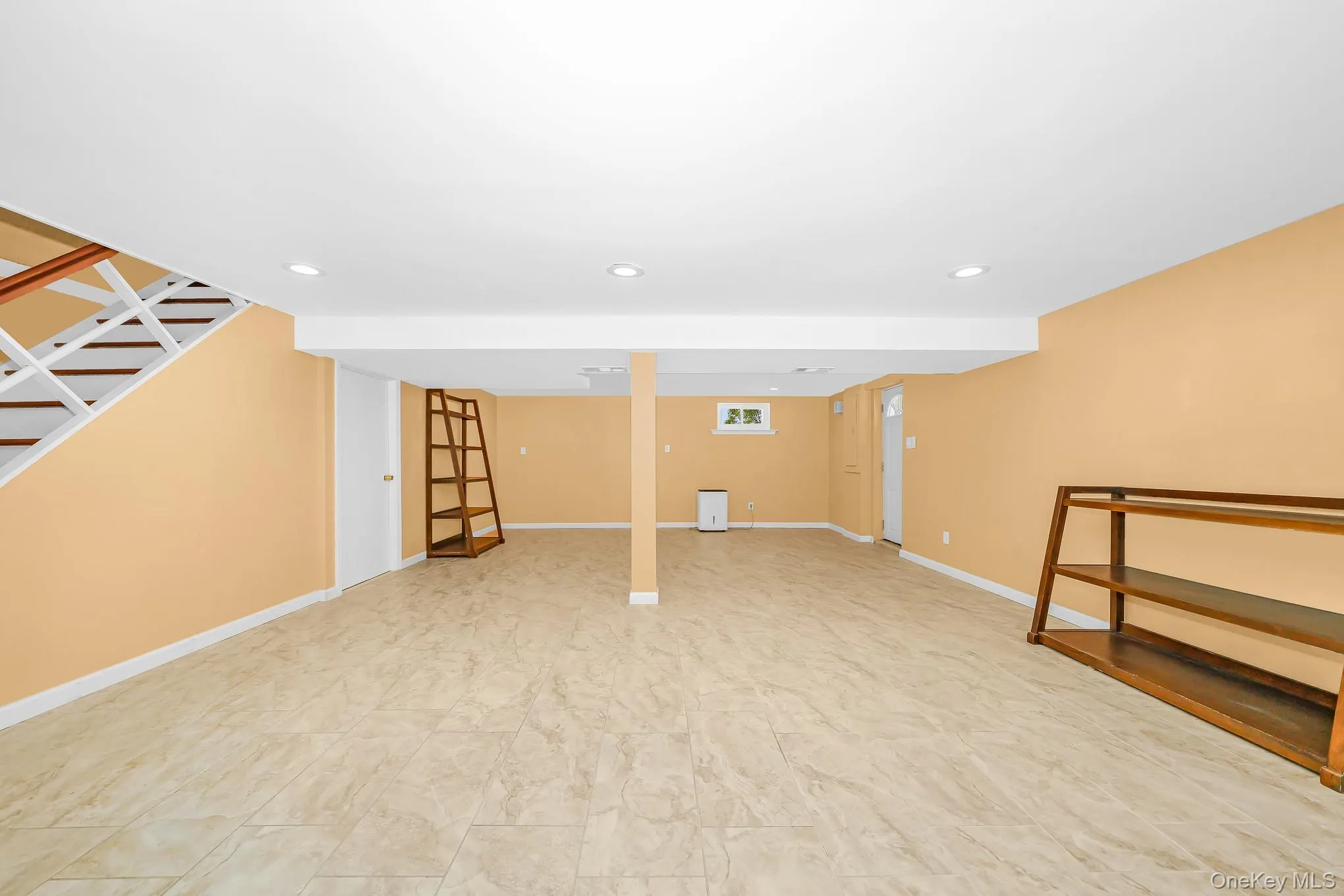 3900 Miller Place, Hempstead, NY, 3 Bedrooms Bedrooms, 6 Rooms Rooms,2 BathroomsBathrooms,Residential,For Rent,Miller,0,1030074 3900 Miller Place, Hempstead, NY, 3 Bedrooms Bedrooms, 6 Rooms Rooms,2 BathroomsBathrooms,Residential,For Rent,Miller,0,1030074