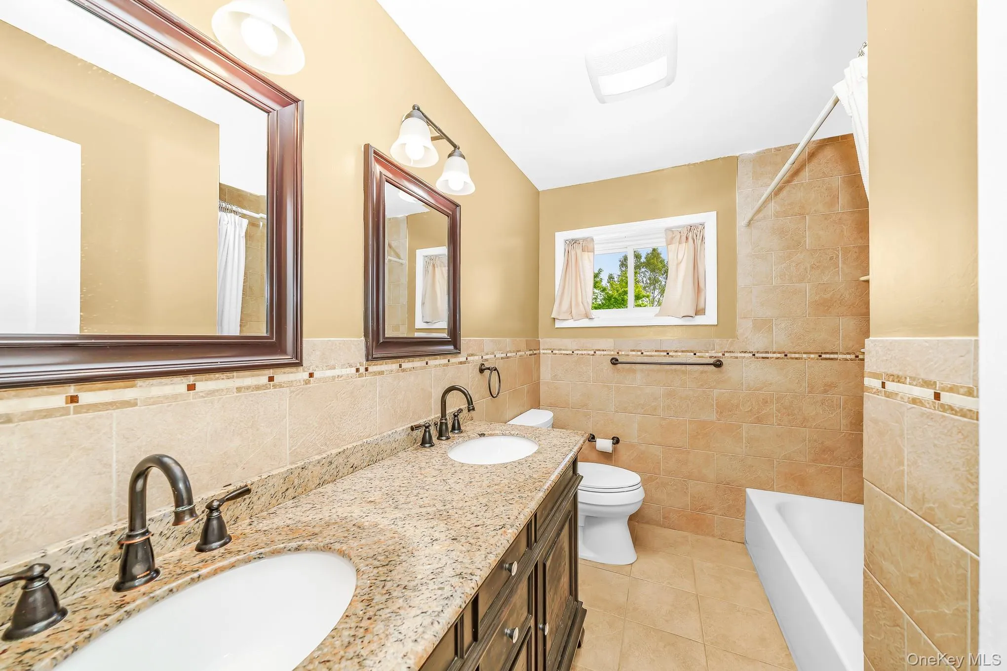 3900 Miller Place, Hempstead, NY, 3 Bedrooms Bedrooms, 6 Rooms Rooms,2 BathroomsBathrooms,Residential,For Rent,Miller,0,1030074 3900 Miller Place, Hempstead, NY, 3 Bedrooms Bedrooms, 6 Rooms Rooms,2 BathroomsBathrooms,Residential,For Rent,Miller,0,1030074