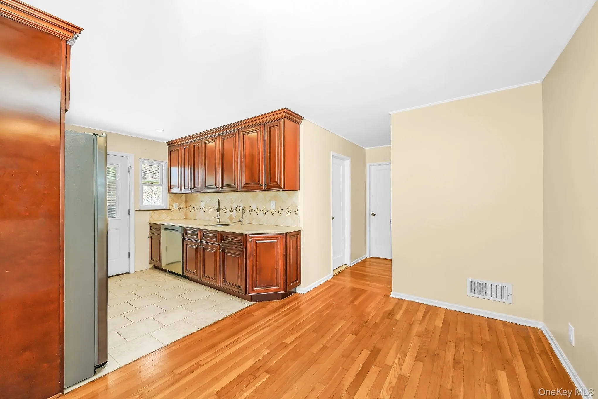 3900 Miller Place, Hempstead, NY, 3 Bedrooms Bedrooms, 6 Rooms Rooms,2 BathroomsBathrooms,Residential,For Rent,Miller,0,1030074 3900 Miller Place, Hempstead, NY, 3 Bedrooms Bedrooms, 6 Rooms Rooms,2 BathroomsBathrooms,Residential,For Rent,Miller,0,1030074