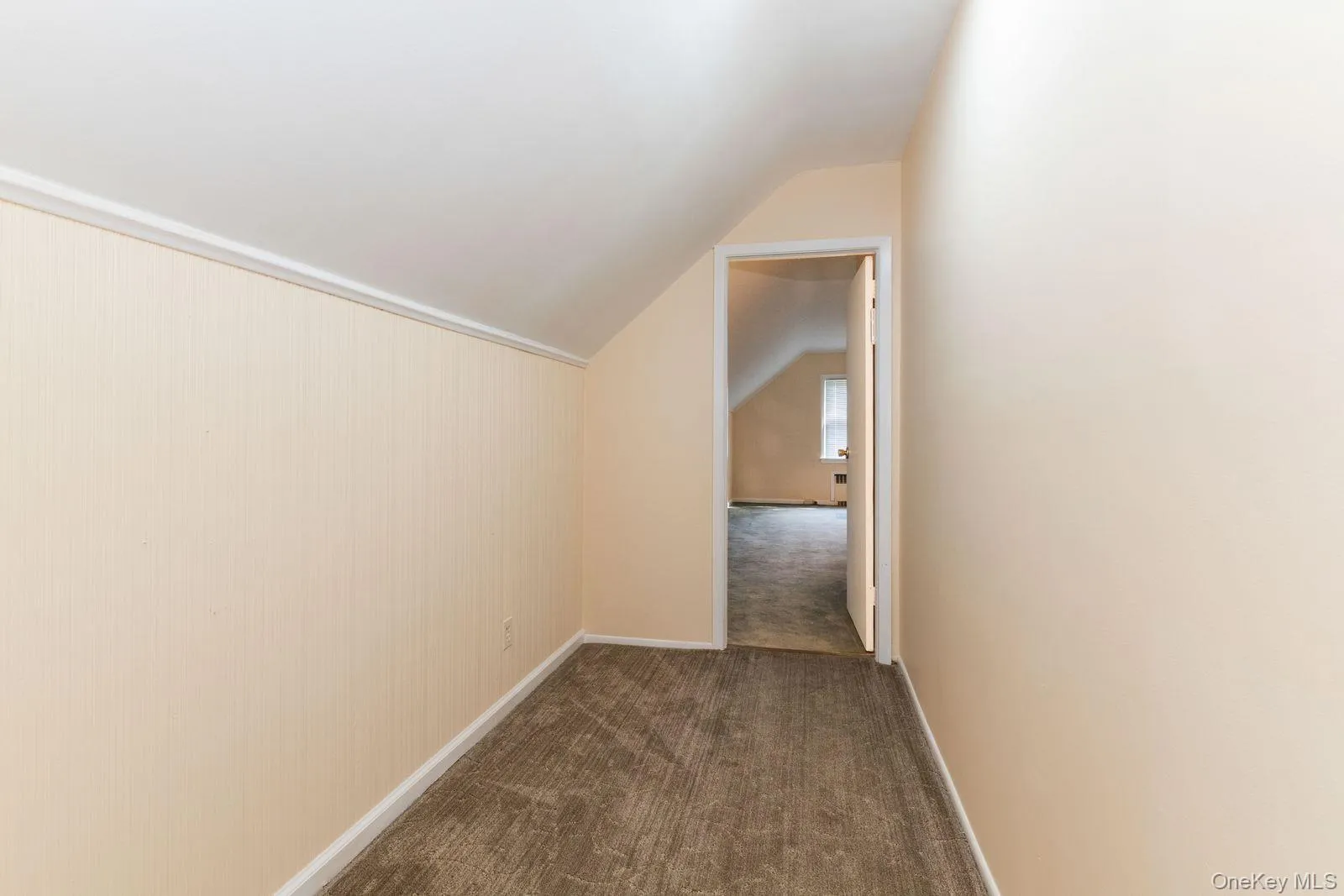 149 Lakeside Drive, Hempstead, NY, 6 Bedrooms Bedrooms, 10 Rooms Rooms,3 BathroomsBathrooms,Residential Lease,For Rent,Lakeside,0,1030075 149 Lakeside Drive, Hempstead, NY, 6 Bedrooms Bedrooms, 10 Rooms Rooms,3 BathroomsBathrooms,Residential Lease,For Rent,Lakeside,0,1030075