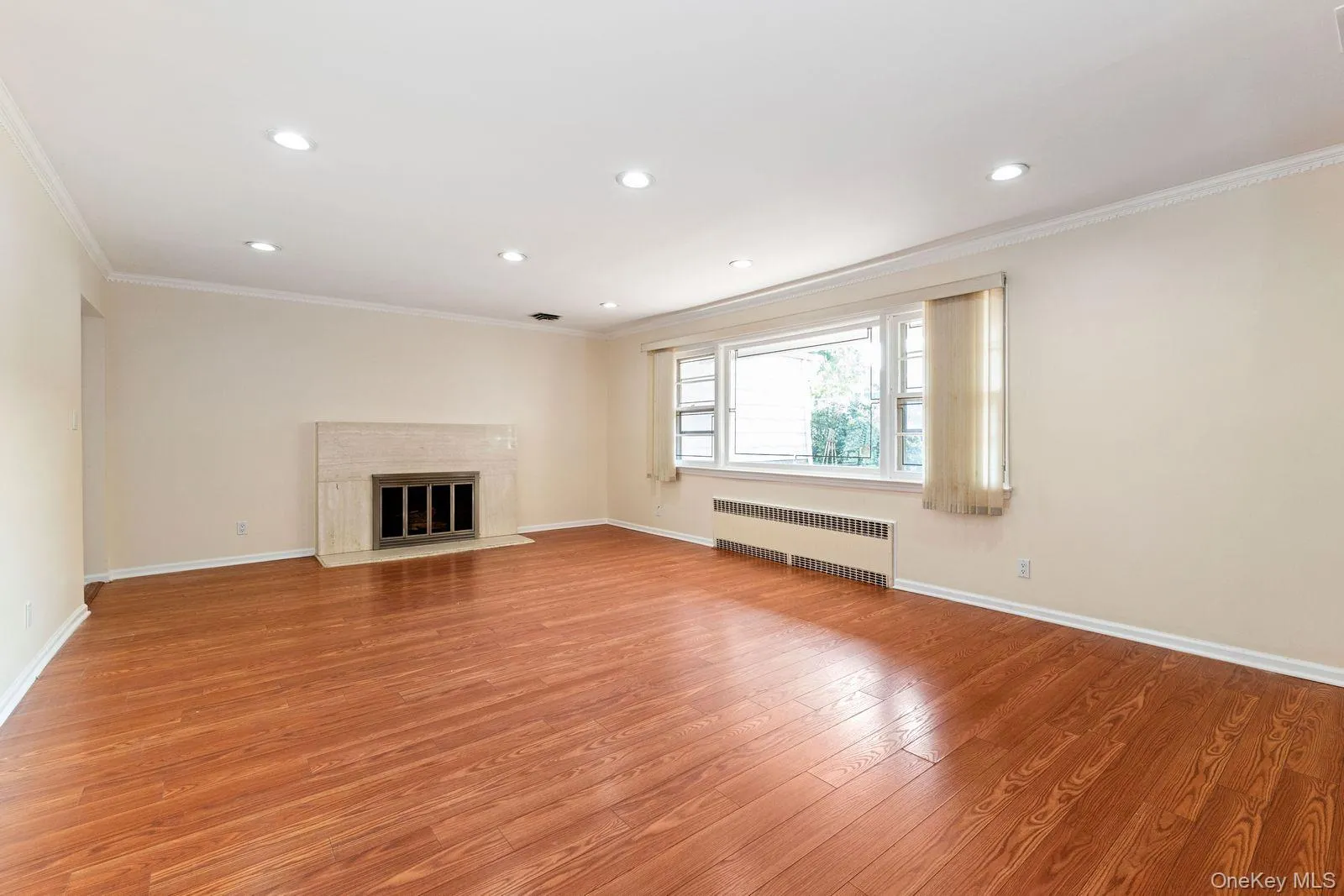 149 Lakeside Drive, Hempstead, NY, 6 Bedrooms Bedrooms, 10 Rooms Rooms,3 BathroomsBathrooms,Residential Lease,For Rent,Lakeside,0,1030075 149 Lakeside Drive, Hempstead, NY, 6 Bedrooms Bedrooms, 10 Rooms Rooms,3 BathroomsBathrooms,Residential Lease,For Rent,Lakeside,0,1030075