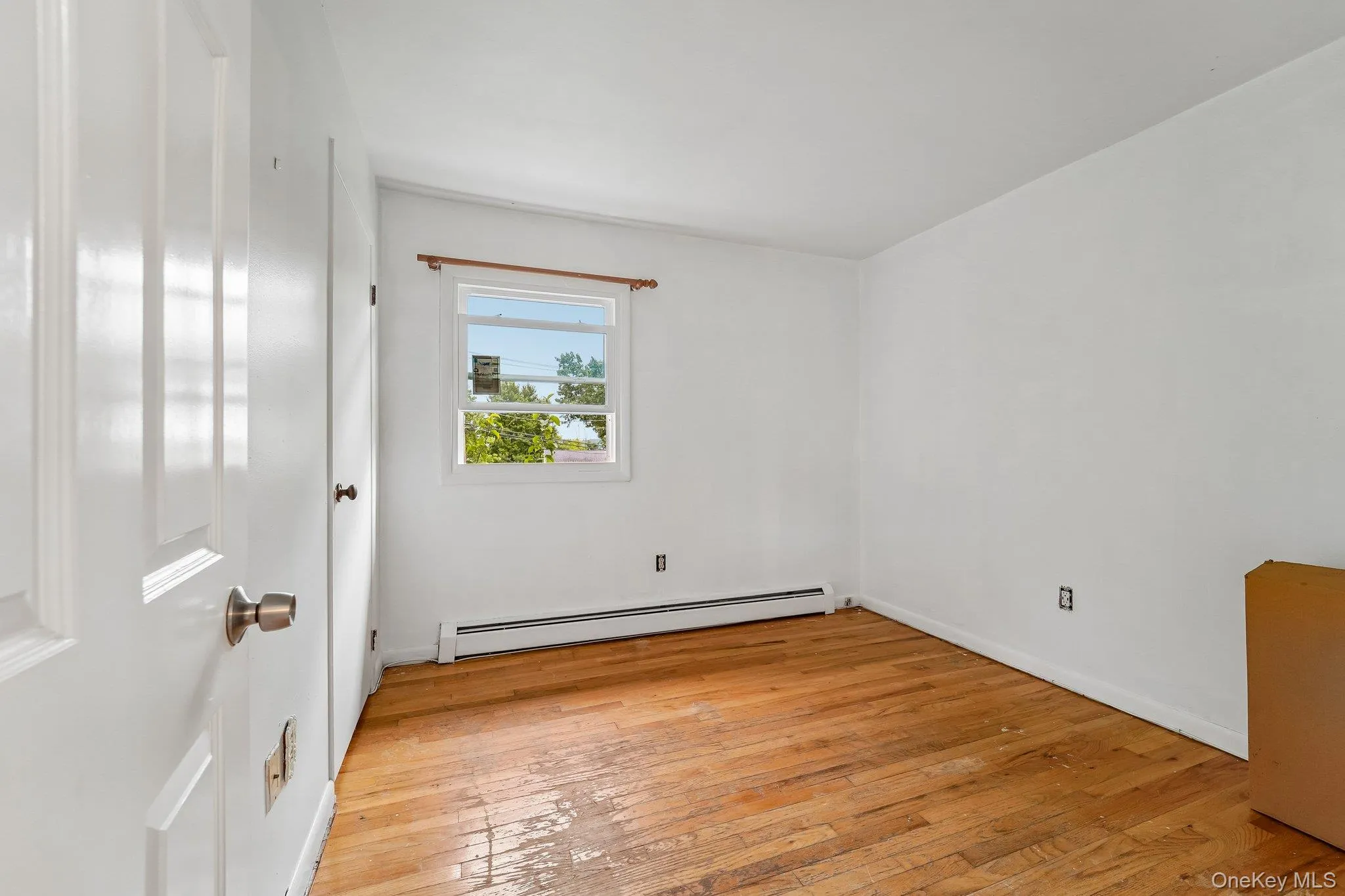 11 High Hill Avenue, Warwick (town), NY, 4 Bedrooms Bedrooms, 9 Rooms Rooms,2 BathroomsBathrooms,Residential,For Rent,High Hill,0,1030080 11 High Hill Avenue, Warwick (town), NY, 4 Bedrooms Bedrooms, 9 Rooms Rooms,2 BathroomsBathrooms,Residential,For Rent,High Hill,0,1030080