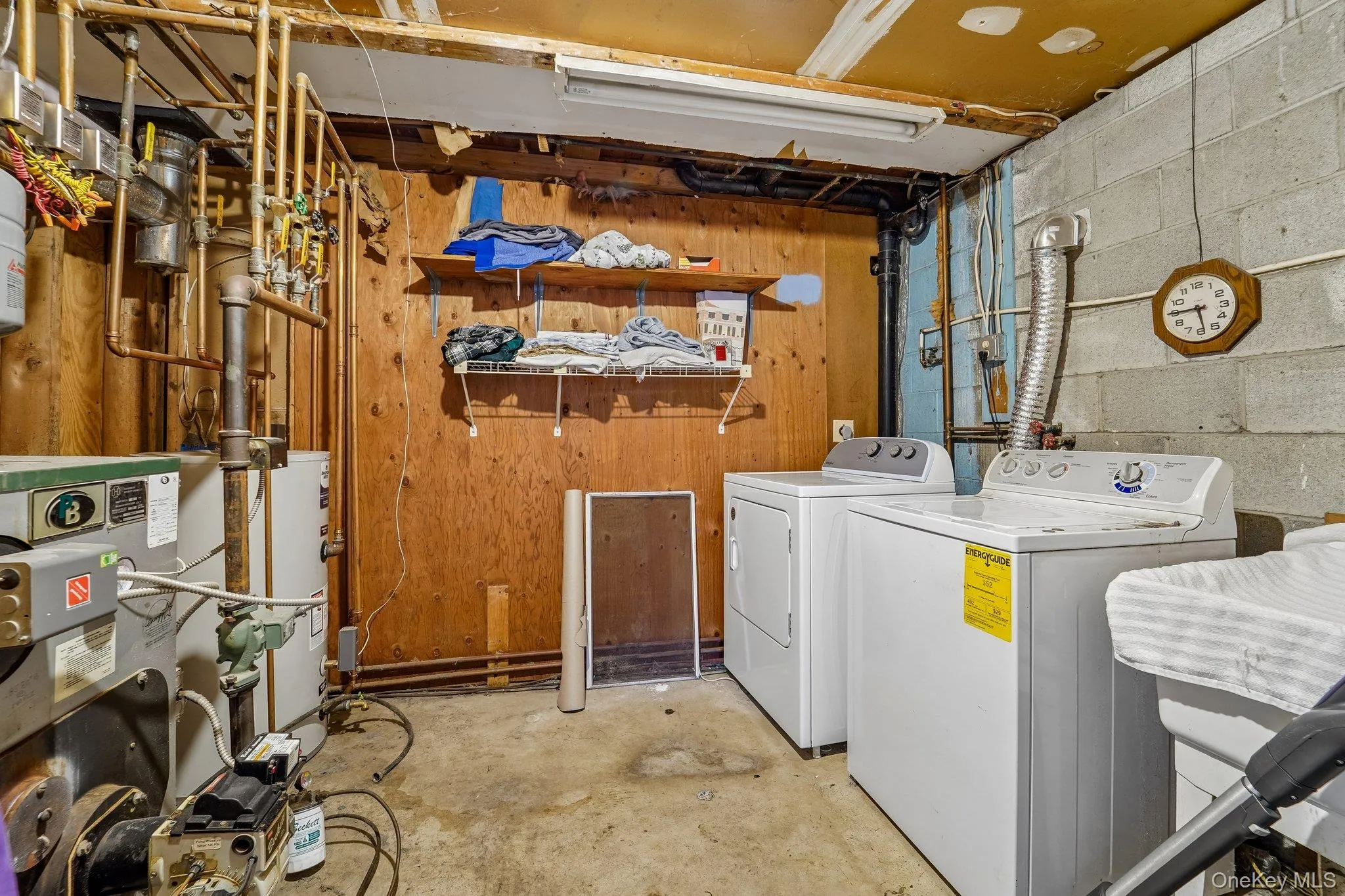 11 High Hill Avenue, Warwick (town), NY, 4 Bedrooms Bedrooms, 9 Rooms Rooms,2 BathroomsBathrooms,Residential,For Rent,High Hill,0,1030080 11 High Hill Avenue, Warwick (town), NY, 4 Bedrooms Bedrooms, 9 Rooms Rooms,2 BathroomsBathrooms,Residential,For Rent,High Hill,0,1030080