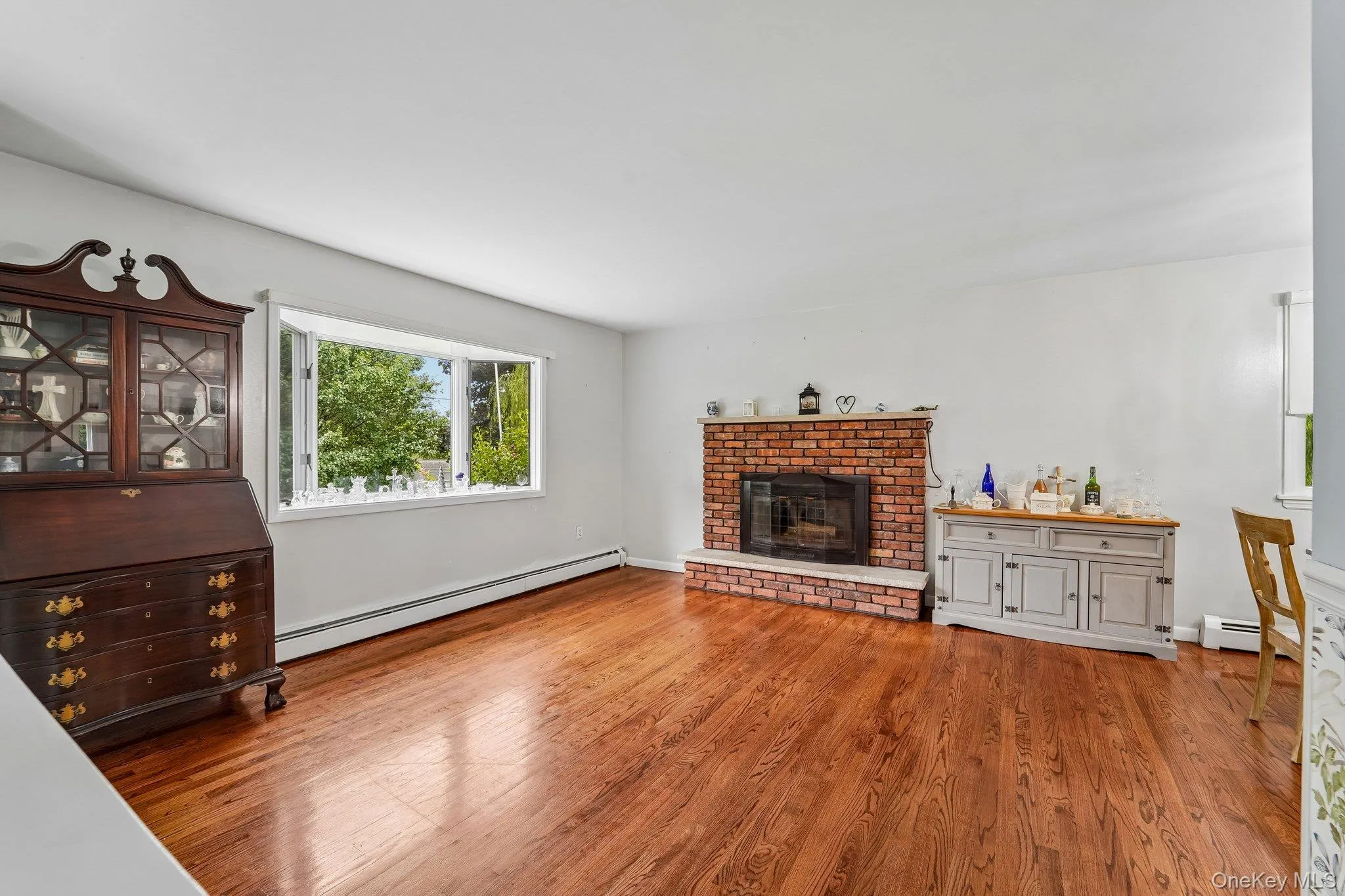 11 High Hill Avenue, Warwick (town), NY, 4 Bedrooms Bedrooms, 9 Rooms Rooms,2 BathroomsBathrooms,Residential,For Rent,High Hill,0,1030080 11 High Hill Avenue, Warwick (town), NY, 4 Bedrooms Bedrooms, 9 Rooms Rooms,2 BathroomsBathrooms,Residential,For Rent,High Hill,0,1030080
