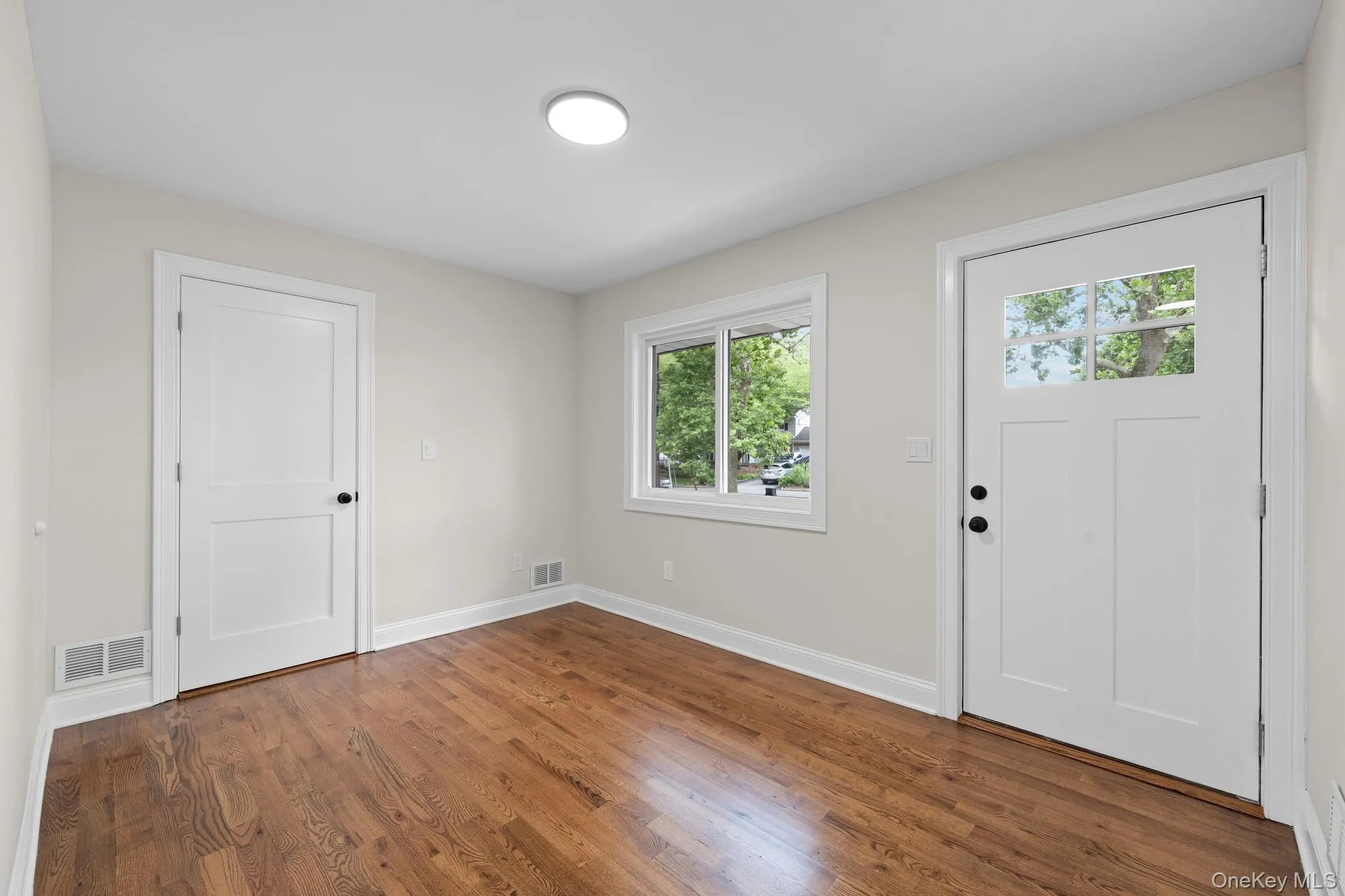 1 Greg Lane, Huntington, NY, 4 Bedrooms Bedrooms, 12 Rooms Rooms,3 BathroomsBathrooms,Residential,For Rent,Greg,0,1030081 1 Greg Lane, Huntington, NY, 4 Bedrooms Bedrooms, 12 Rooms Rooms,3 BathroomsBathrooms,Residential,For Rent,Greg,0,1030081