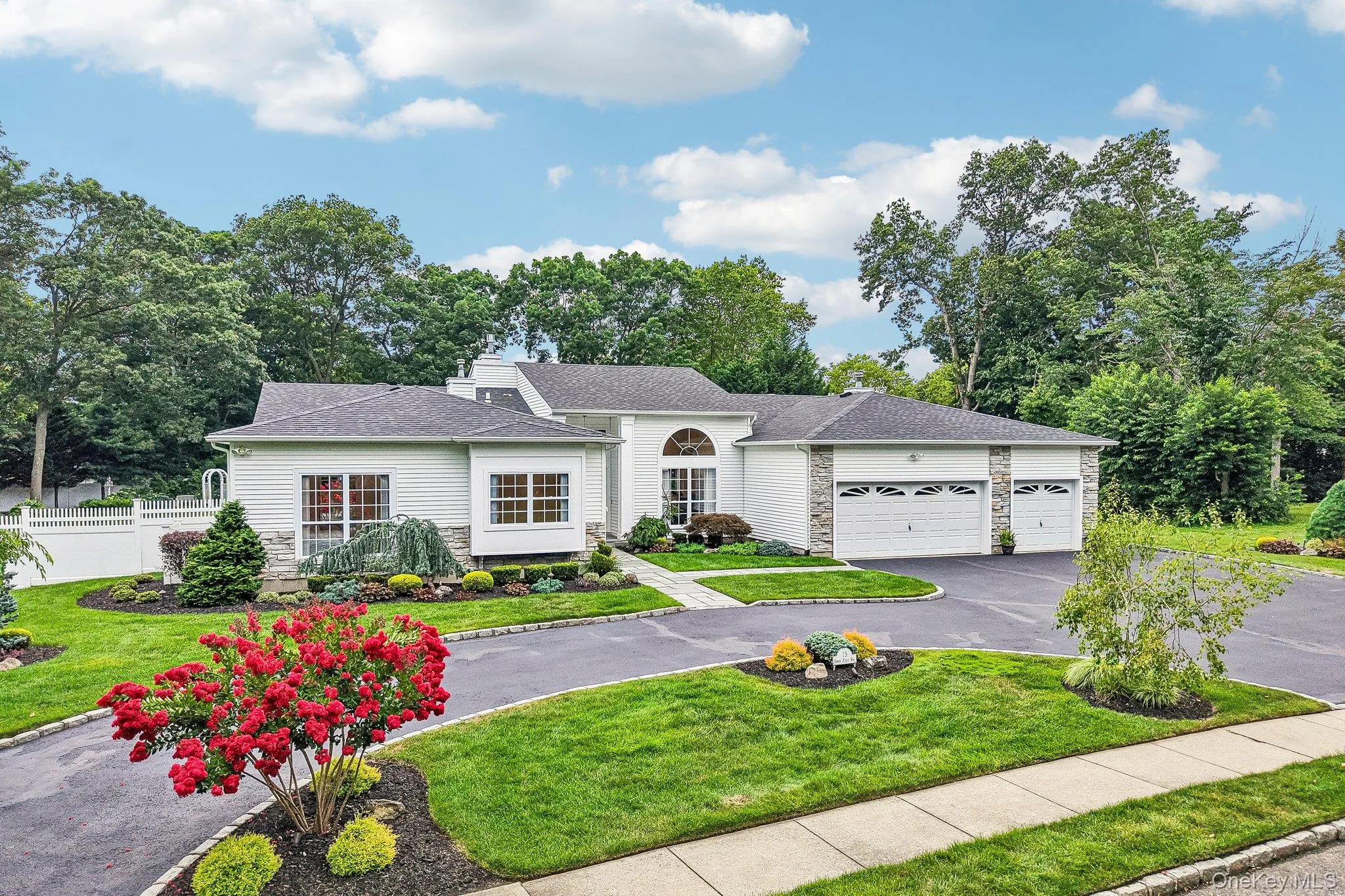 75 Arbor Field Way, Brookhaven, NY, 4 Bedrooms Bedrooms, 9 Rooms Rooms,3 BathroomsBathrooms,Residential,For Rent,Arbor Field,0,1030092 75 Arbor Field Way, Brookhaven, NY, 4 Bedrooms Bedrooms, 9 Rooms Rooms,3 BathroomsBathrooms,Residential,For Rent,Arbor Field,0,1030092