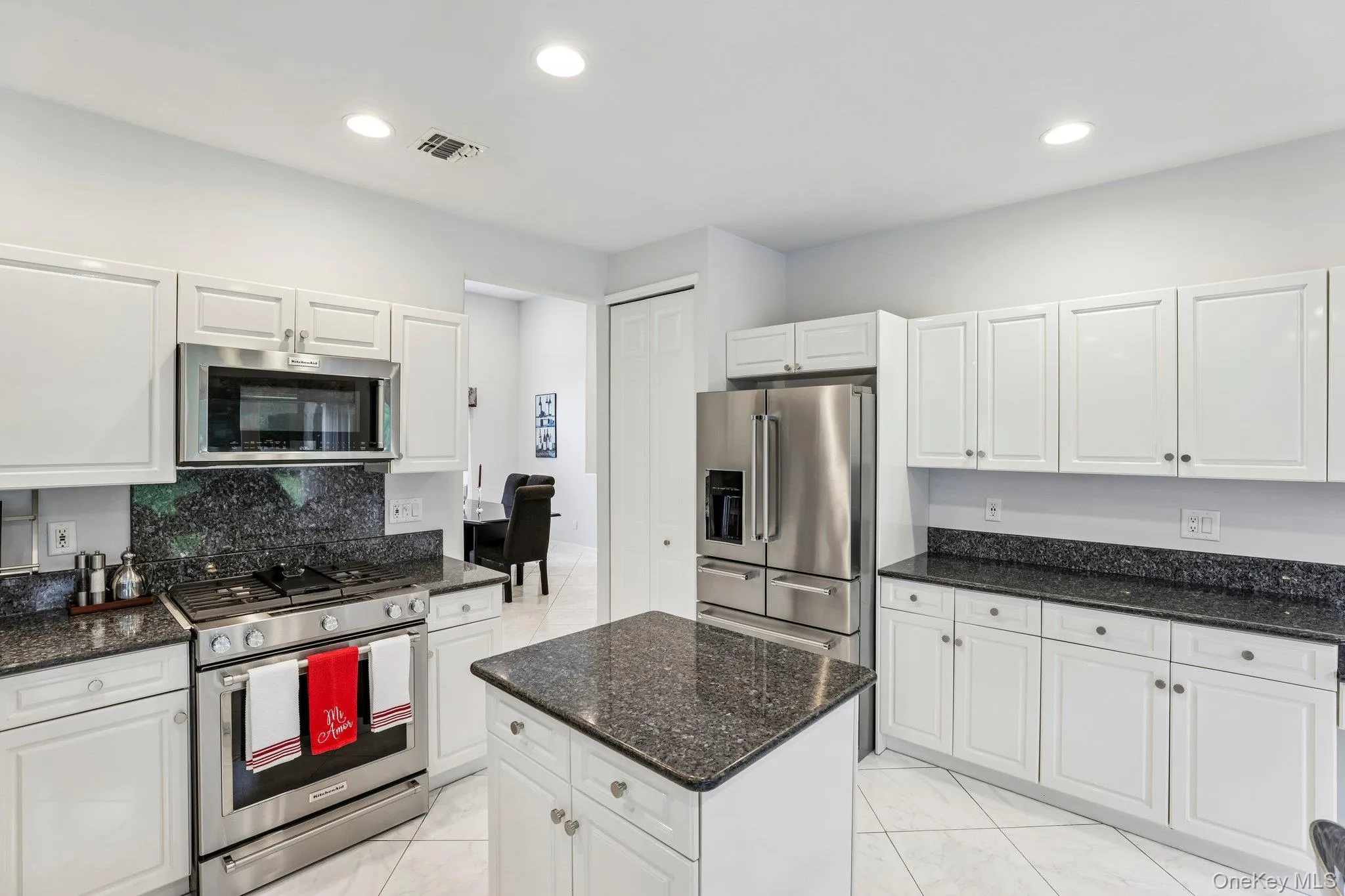 75 Arbor Field Way, Brookhaven, NY, 4 Bedrooms Bedrooms, 9 Rooms Rooms,3 BathroomsBathrooms,Residential,For Rent,Arbor Field,0,1030092 75 Arbor Field Way, Brookhaven, NY, 4 Bedrooms Bedrooms, 9 Rooms Rooms,3 BathroomsBathrooms,Residential,For Rent,Arbor Field,0,1030092