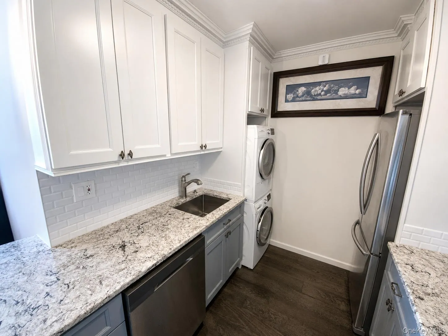 26910 Grand Central Parkway, New York, NY, 1 Bedroom Bedrooms, 5 Rooms Rooms,1 BathroomBathrooms,Residential,For Rent,Grand Central,0,1030093 26910 Grand Central Parkway, New York, NY, 1 Bedroom Bedrooms, 5 Rooms Rooms,1 BathroomBathrooms,Residential,For Rent,Grand Central,0,1030093