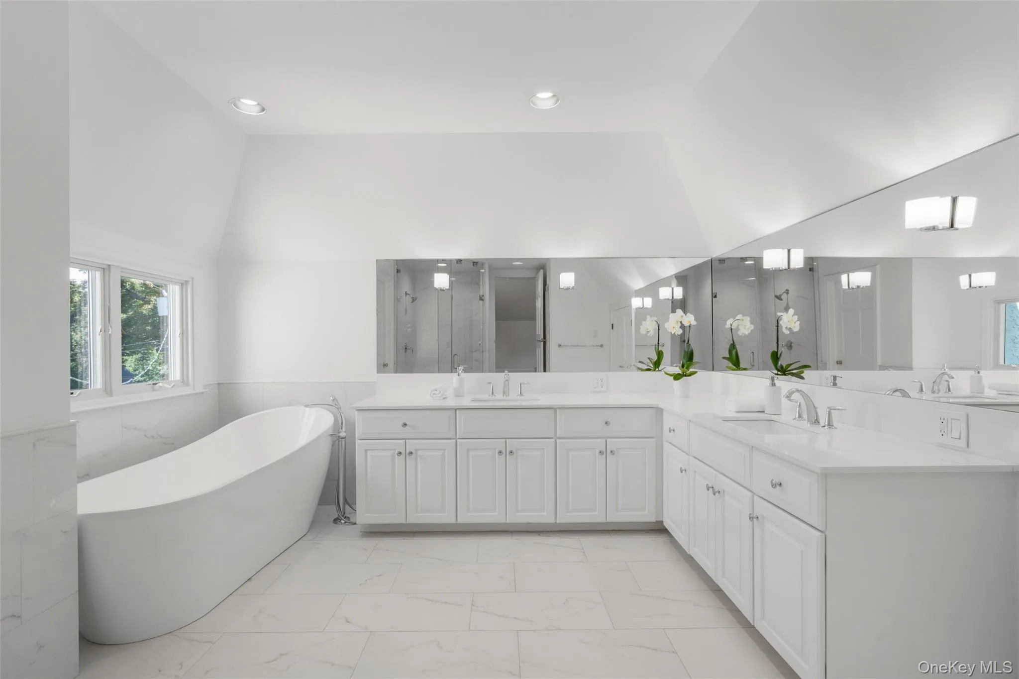 430 Orienta Avenue, Mamaroneck, NY, 4 Bedrooms Bedrooms, 10 Rooms Rooms,4 BathroomsBathrooms,Residential,For Rent,Orienta,0,1030097 430 Orienta Avenue, Mamaroneck, NY, 4 Bedrooms Bedrooms, 10 Rooms Rooms,4 BathroomsBathrooms,Residential,For Rent,Orienta,0,1030097