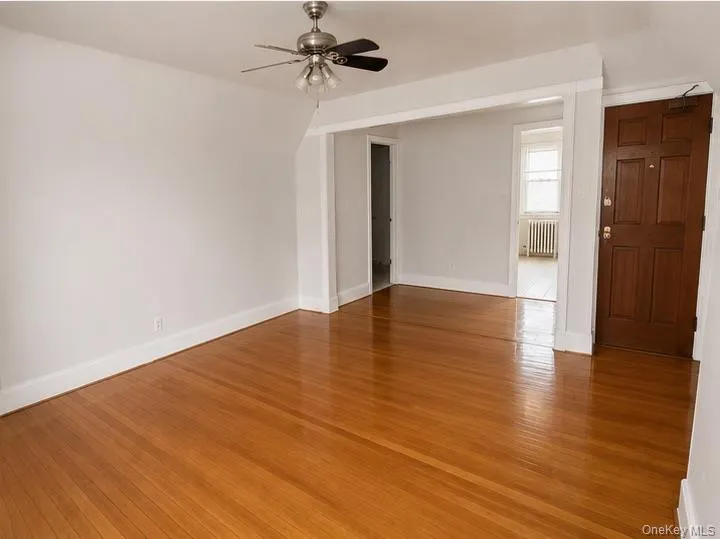 116-24 220th Street, New York, NY, 2 Bedrooms Bedrooms, 4 Rooms Rooms,1 BathroomBathrooms,Residential Lease,For Rent,220th,0,1030101 116-24 220th Street, New York, NY, 2 Bedrooms Bedrooms, 4 Rooms Rooms,1 BathroomBathrooms,Residential Lease,For Rent,220th,0,1030101