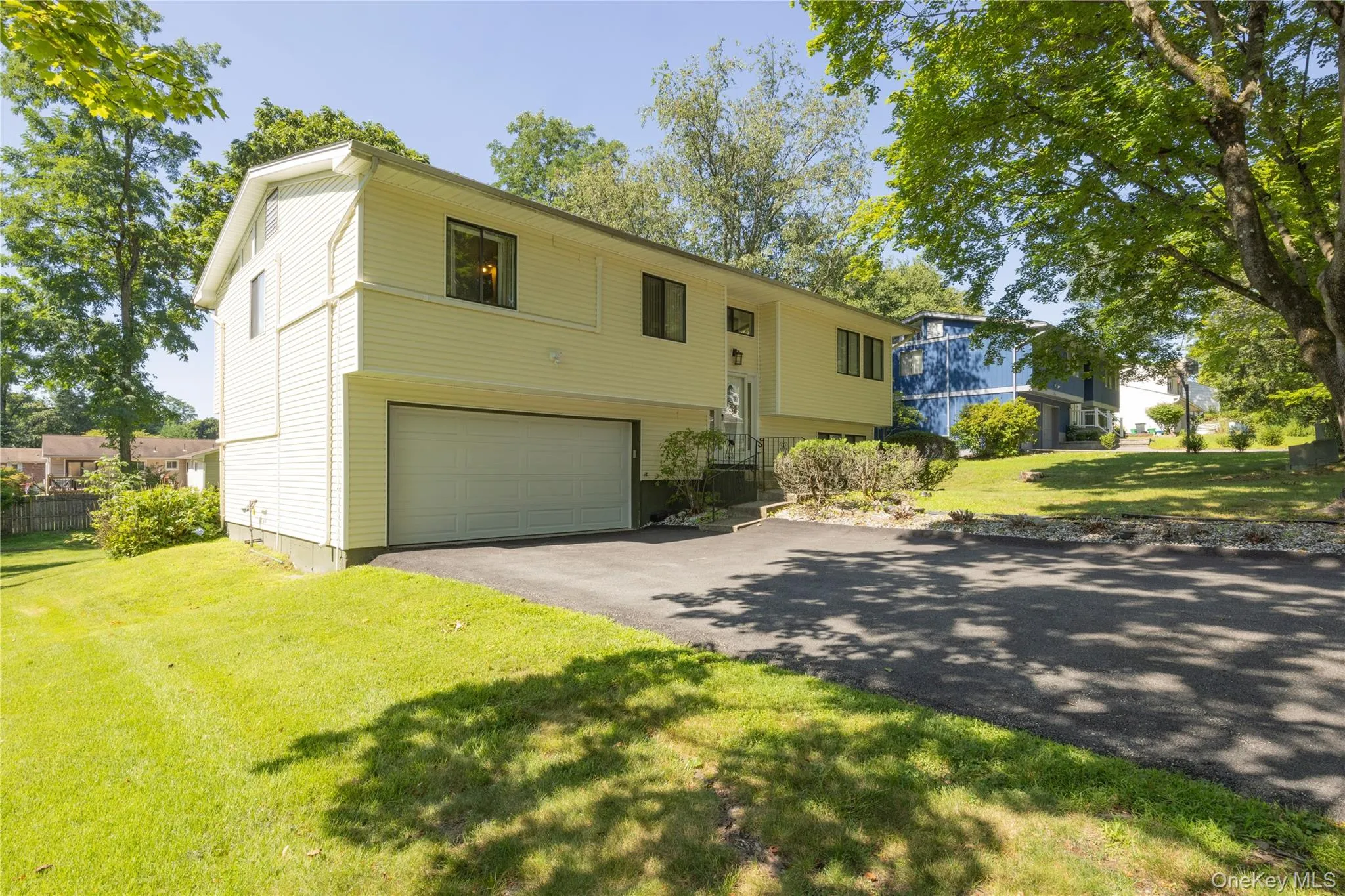 23 Carriage Lane, Ramapo, NY, 4 Bedrooms Bedrooms, 8 Rooms Rooms,3 BathroomsBathrooms,Residential,For Rent,Carriage,0,1030103 23 Carriage Lane, Ramapo, NY, 4 Bedrooms Bedrooms, 8 Rooms Rooms,3 BathroomsBathrooms,Residential,For Rent,Carriage,0,1030103