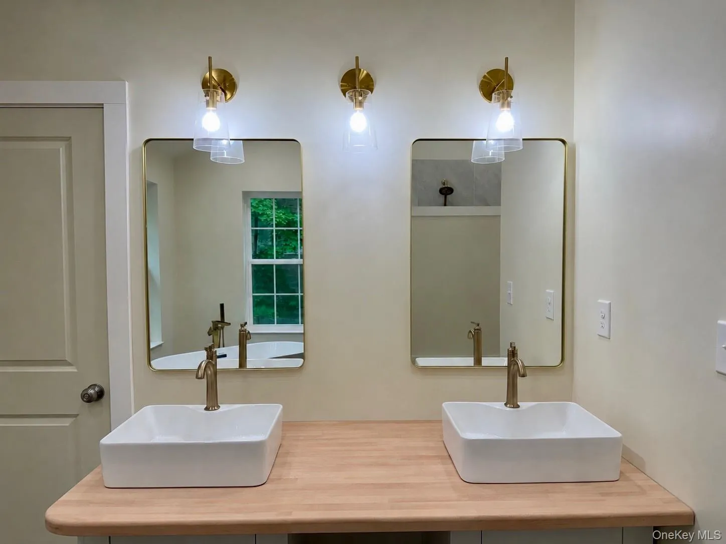 12 Enderly Lane, Wawarsing, NY, 4 Bedrooms Bedrooms, 10 Rooms Rooms,3 BathroomsBathrooms,Residential,For Rent,Enderly,0,1030106 12 Enderly Lane, Wawarsing, NY, 4 Bedrooms Bedrooms, 10 Rooms Rooms,3 BathroomsBathrooms,Residential,For Rent,Enderly,0,1030106