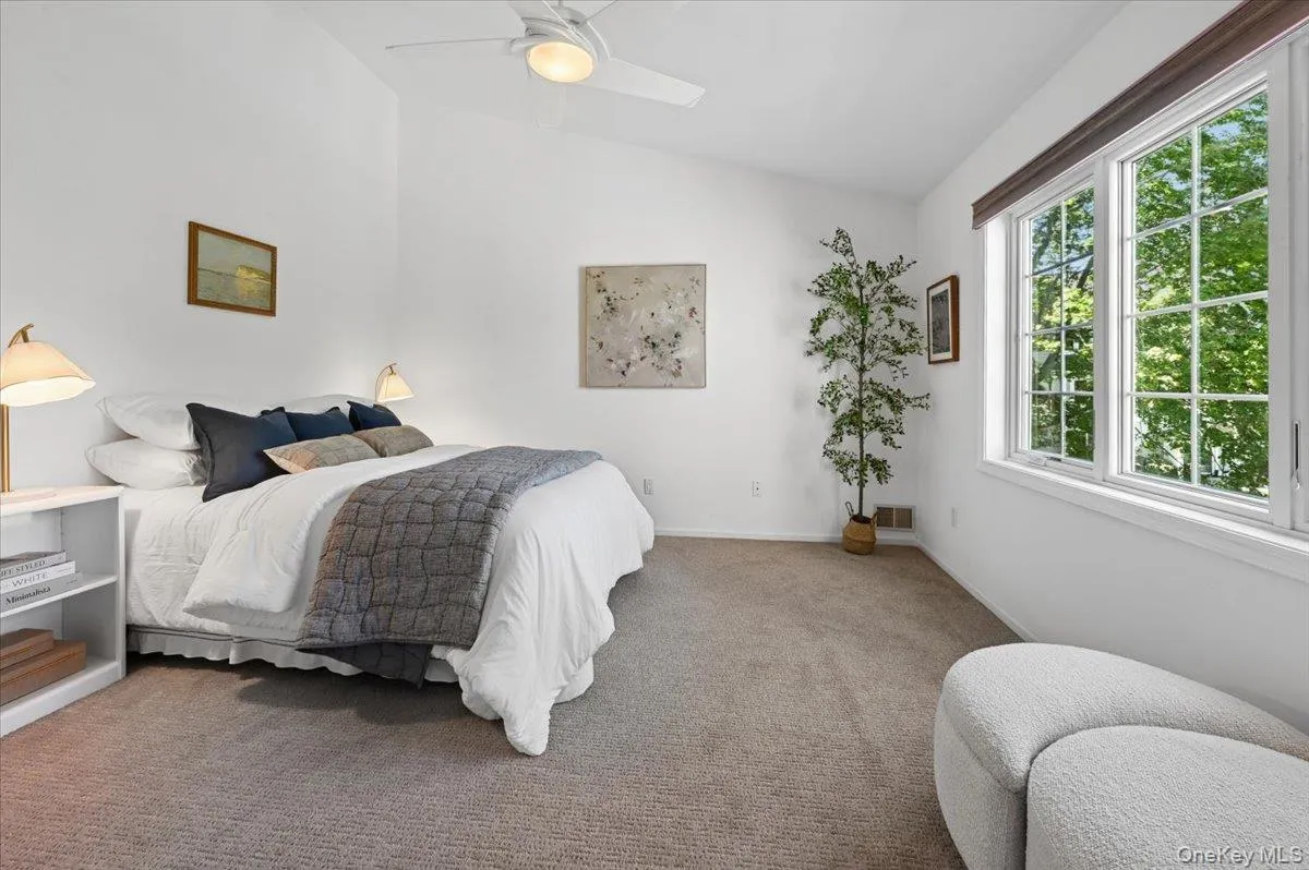 37 Clarewood Drive, Greenburgh, NY, 2 Bedrooms Bedrooms, 6 Rooms Rooms,2 BathroomsBathrooms,Residential,For Rent,Clarewood,0,1030119 37 Clarewood Drive, Greenburgh, NY, 2 Bedrooms Bedrooms, 6 Rooms Rooms,2 BathroomsBathrooms,Residential,For Rent,Clarewood,0,1030119