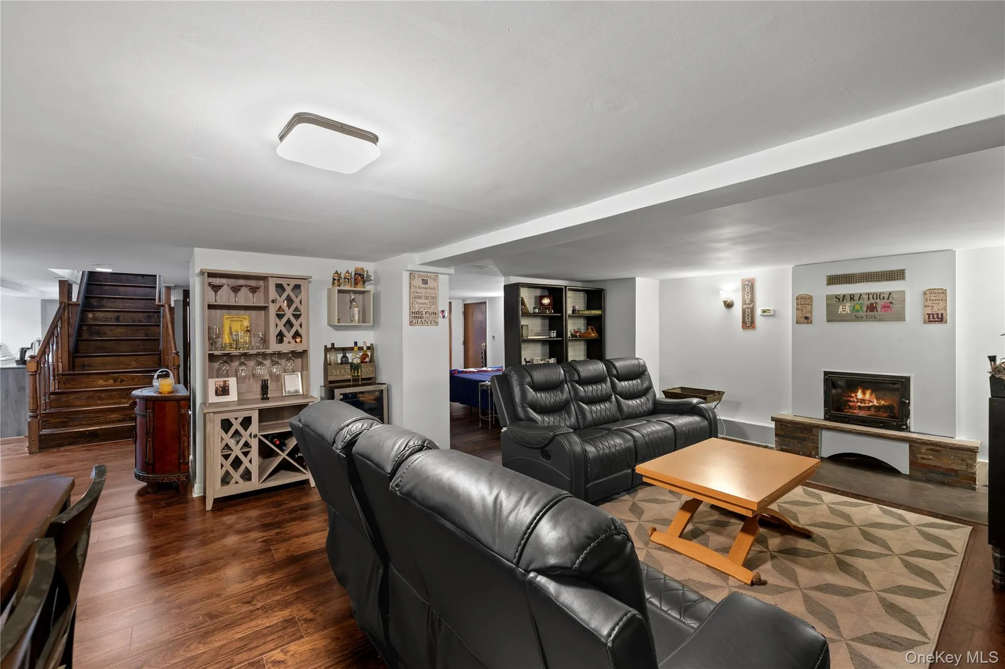 206 Cliff Road, Riverhead, NY, 4 Bedrooms Bedrooms, 9 Rooms Rooms,2 BathroomsBathrooms,Residential,For Rent,Cliff,0,1030137 206 Cliff Road, Riverhead, NY, 4 Bedrooms Bedrooms, 9 Rooms Rooms,2 BathroomsBathrooms,Residential,For Rent,Cliff,0,1030137