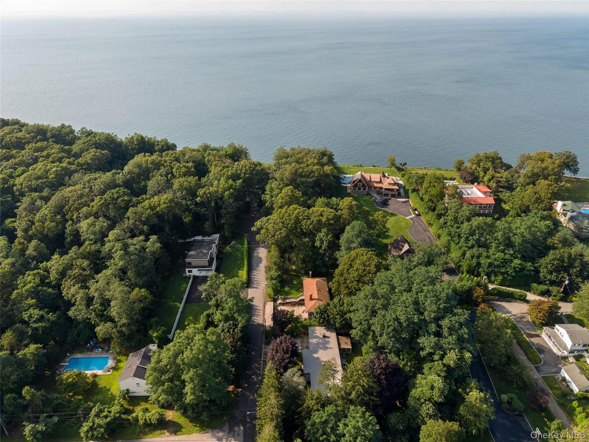 206 Cliff Road, Riverhead, NY, 4 Bedrooms Bedrooms, 9 Rooms Rooms,2 BathroomsBathrooms,Residential,For Rent,Cliff,0,1030137 206 Cliff Road, Riverhead, NY, 4 Bedrooms Bedrooms, 9 Rooms Rooms,2 BathroomsBathrooms,Residential,For Rent,Cliff,0,1030137