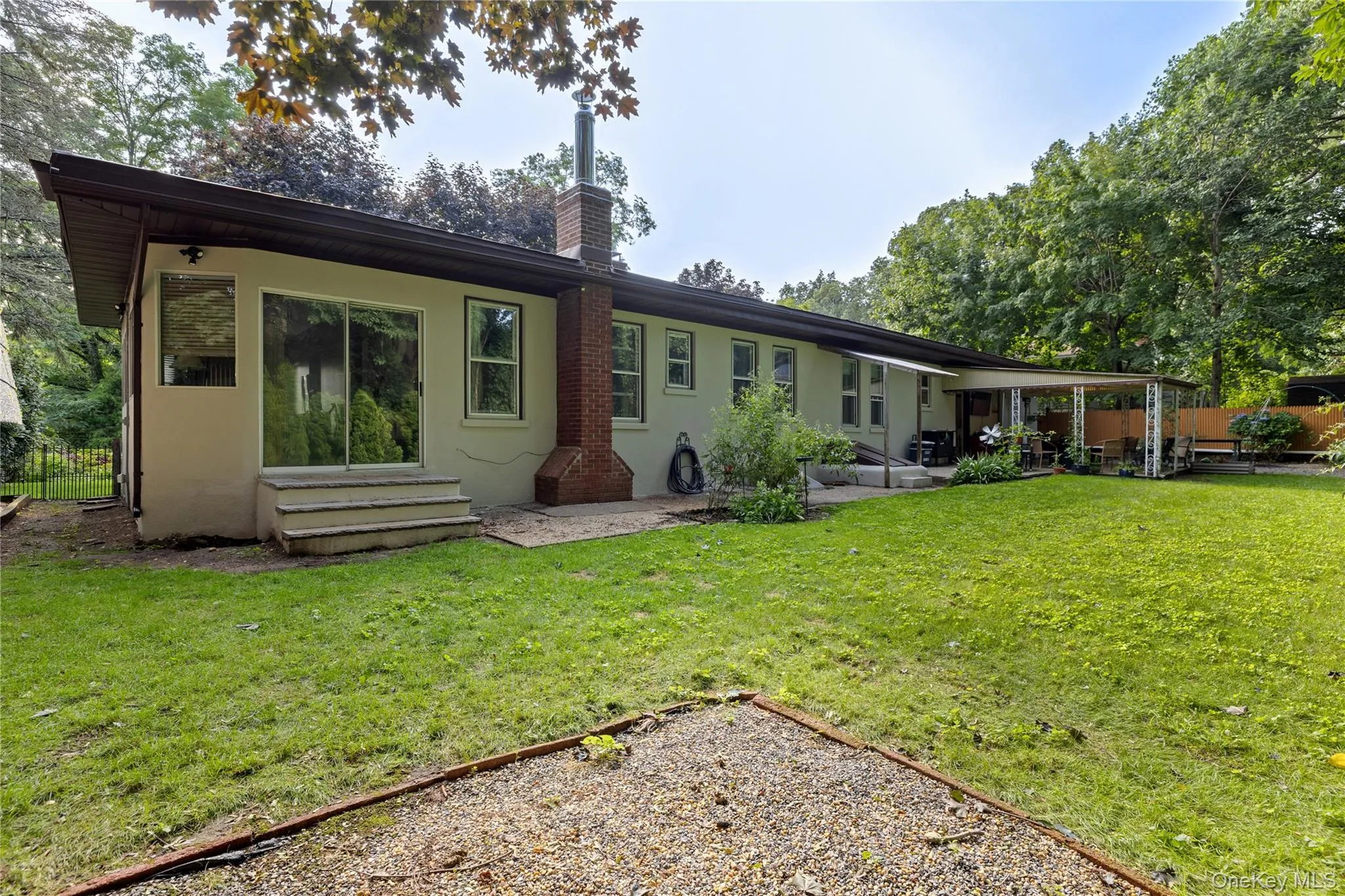 206 Cliff Road, Riverhead, NY, 4 Bedrooms Bedrooms, 9 Rooms Rooms,2 BathroomsBathrooms,Residential,For Rent,Cliff,0,1030137 206 Cliff Road, Riverhead, NY, 4 Bedrooms Bedrooms, 9 Rooms Rooms,2 BathroomsBathrooms,Residential,For Rent,Cliff,0,1030137