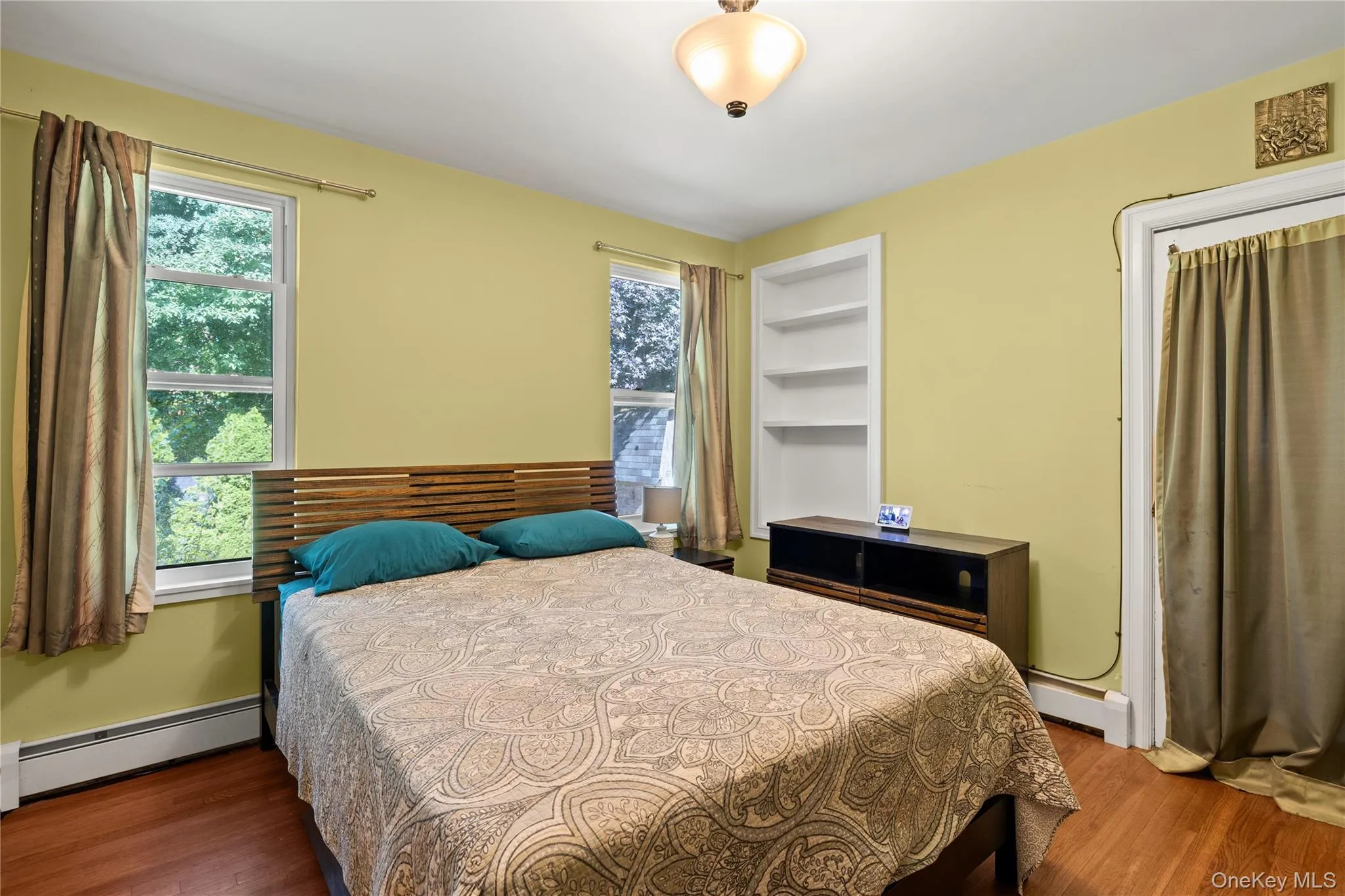 206 Cliff Road, Riverhead, NY, 4 Bedrooms Bedrooms, 9 Rooms Rooms,2 BathroomsBathrooms,Residential,For Rent,Cliff,0,1030137 206 Cliff Road, Riverhead, NY, 4 Bedrooms Bedrooms, 9 Rooms Rooms,2 BathroomsBathrooms,Residential,For Rent,Cliff,0,1030137