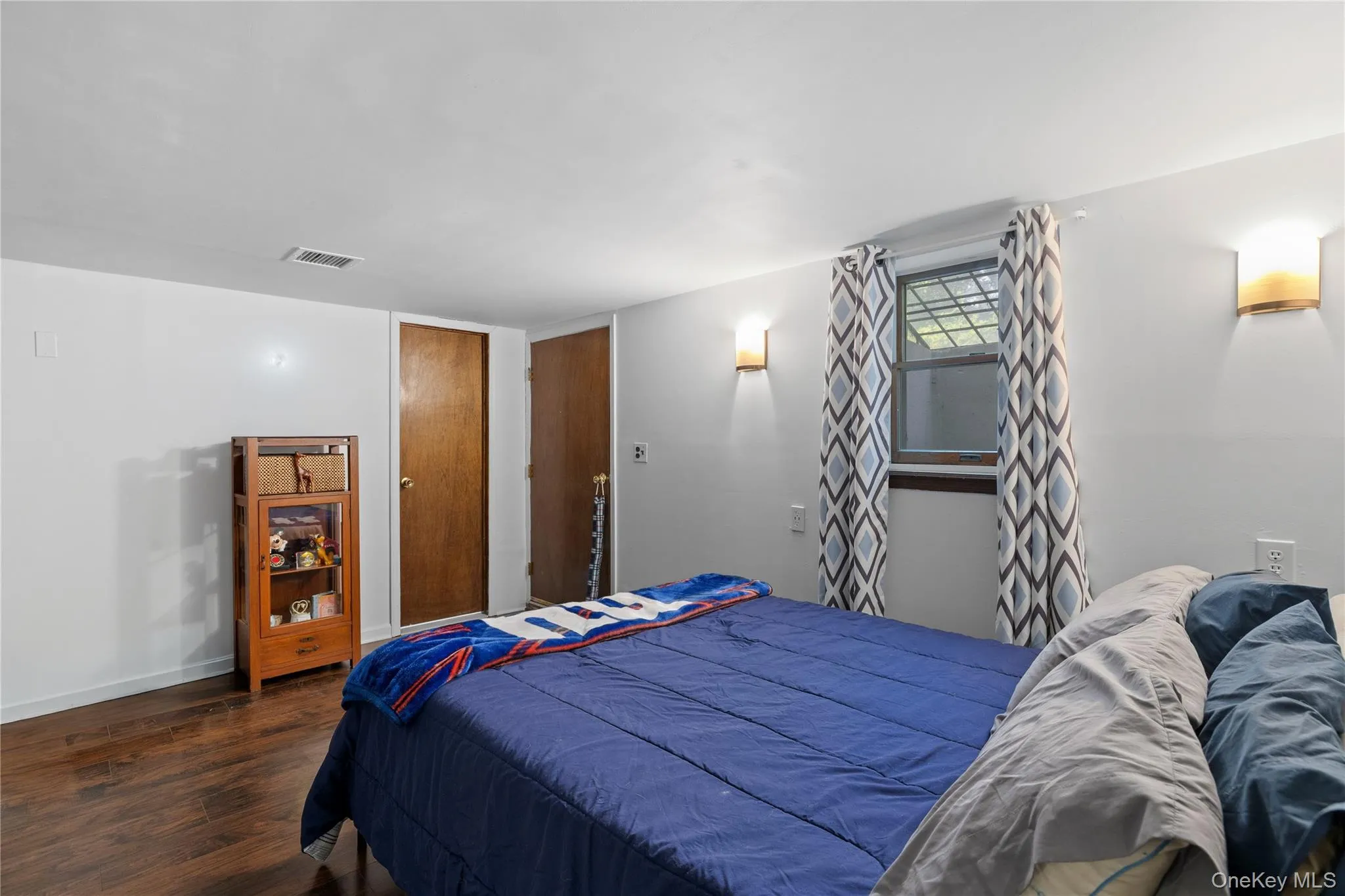 206 Cliff Road, Riverhead, NY, 4 Bedrooms Bedrooms, 9 Rooms Rooms,2 BathroomsBathrooms,Residential,For Rent,Cliff,0,1030137 206 Cliff Road, Riverhead, NY, 4 Bedrooms Bedrooms, 9 Rooms Rooms,2 BathroomsBathrooms,Residential,For Rent,Cliff,0,1030137