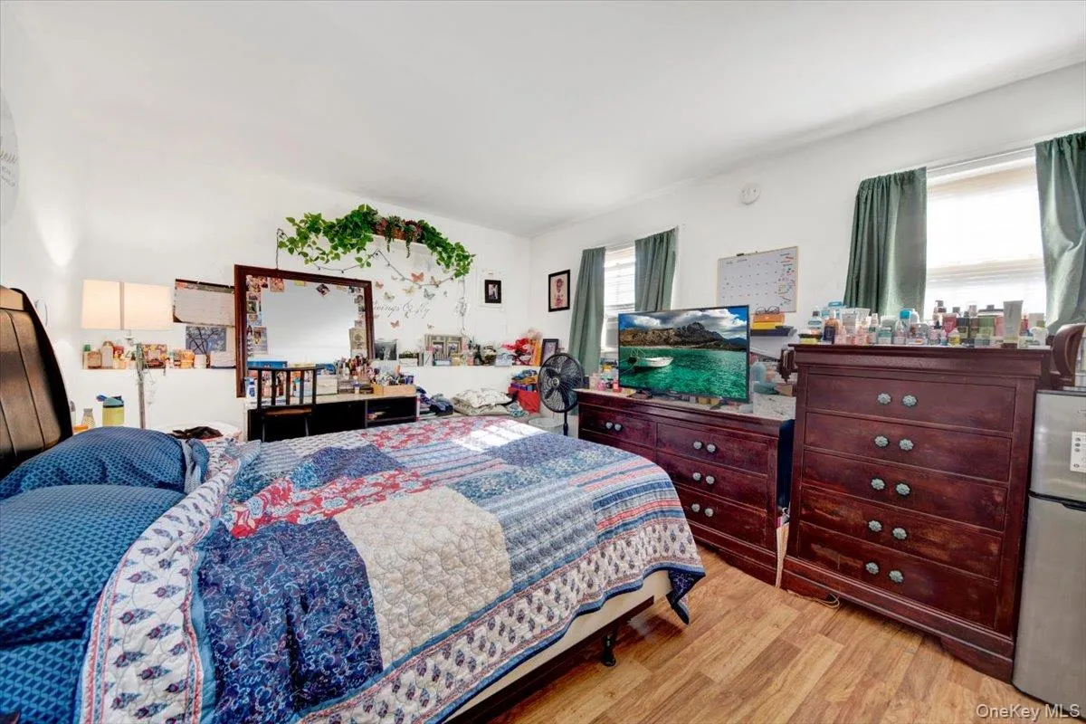 42 Keats Drive, New Windsor, NY, 3 Bedrooms Bedrooms, 8 Rooms Rooms,1 BathroomBathrooms,Residential,For Rent,Keats,0,1030142 42 Keats Drive, New Windsor, NY, 3 Bedrooms Bedrooms, 8 Rooms Rooms,1 BathroomBathrooms,Residential,For Rent,Keats,0,1030142