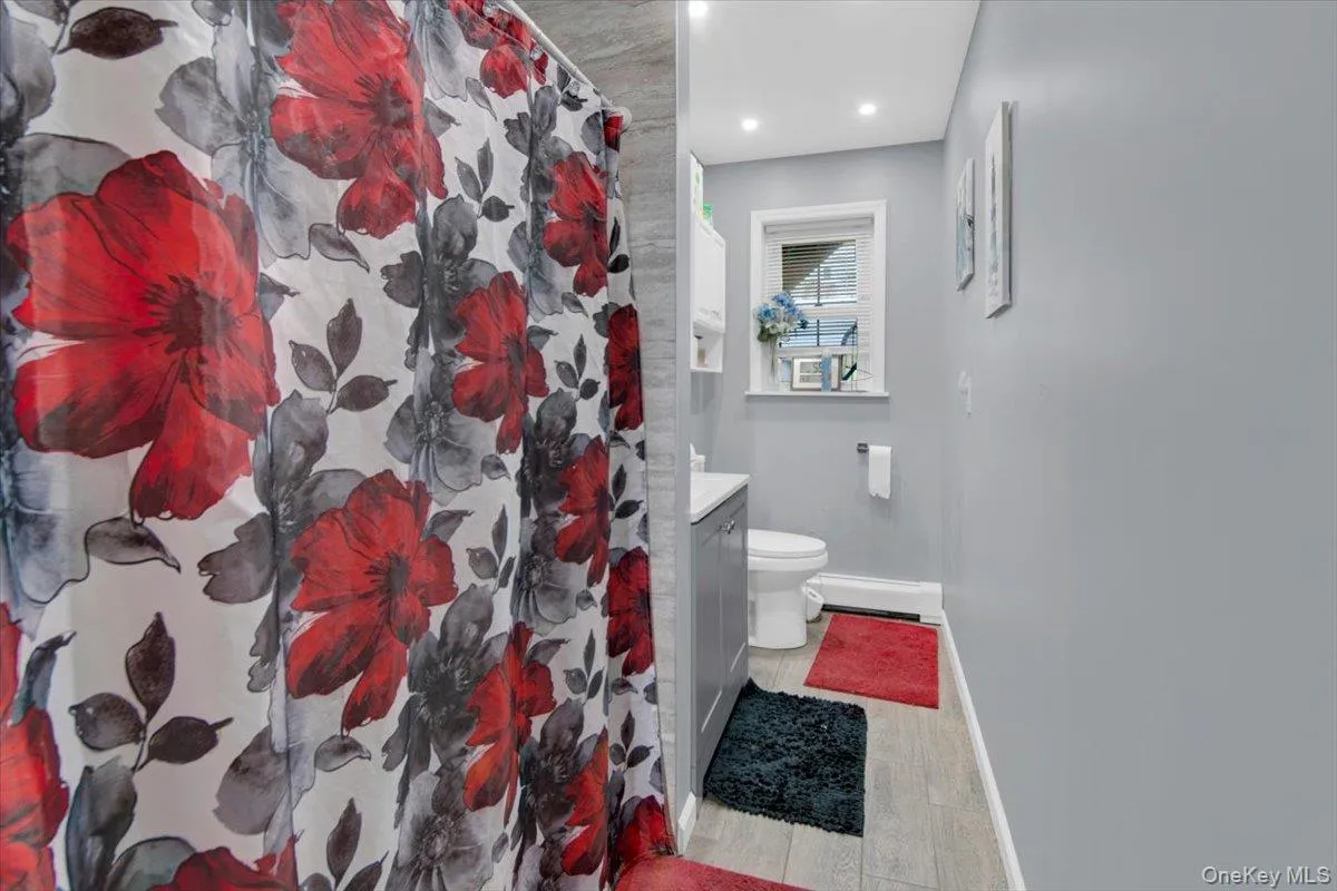 42 Keats Drive, New Windsor, NY, 3 Bedrooms Bedrooms, 8 Rooms Rooms,1 BathroomBathrooms,Residential,For Rent,Keats,0,1030142 42 Keats Drive, New Windsor, NY, 3 Bedrooms Bedrooms, 8 Rooms Rooms,1 BathroomBathrooms,Residential,For Rent,Keats,0,1030142