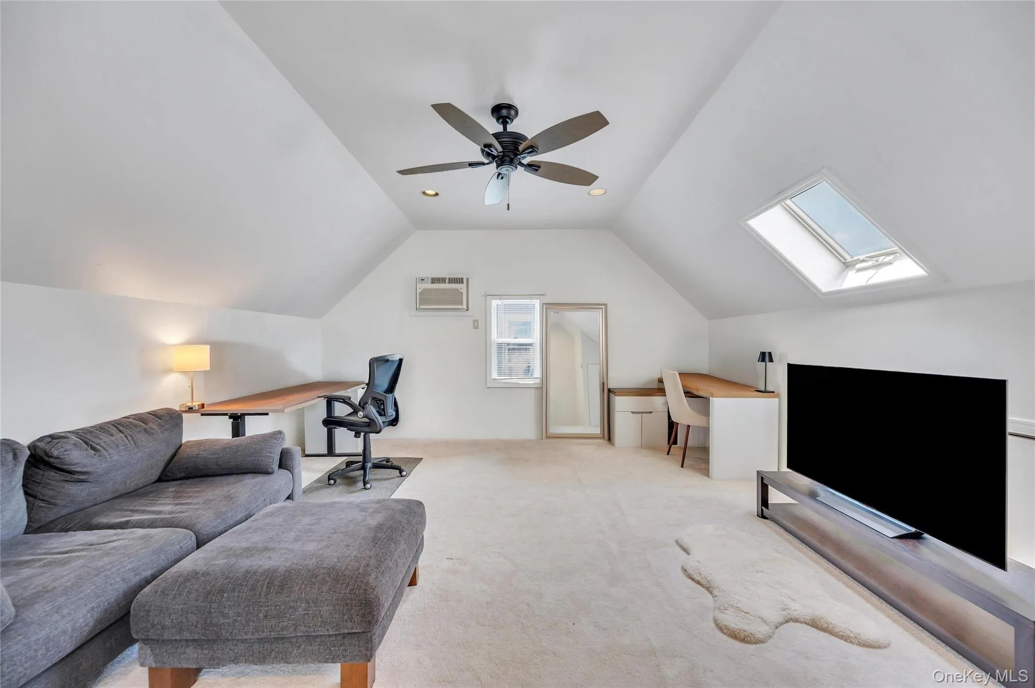 232 Locust Street, Hempstead, NY, 3 Bedrooms Bedrooms, 8 Rooms Rooms,1 BathroomBathrooms,Residential,For Rent,Locust,0,1030153 232 Locust Street, Hempstead, NY, 3 Bedrooms Bedrooms, 8 Rooms Rooms,1 BathroomBathrooms,Residential,For Rent,Locust,0,1030153