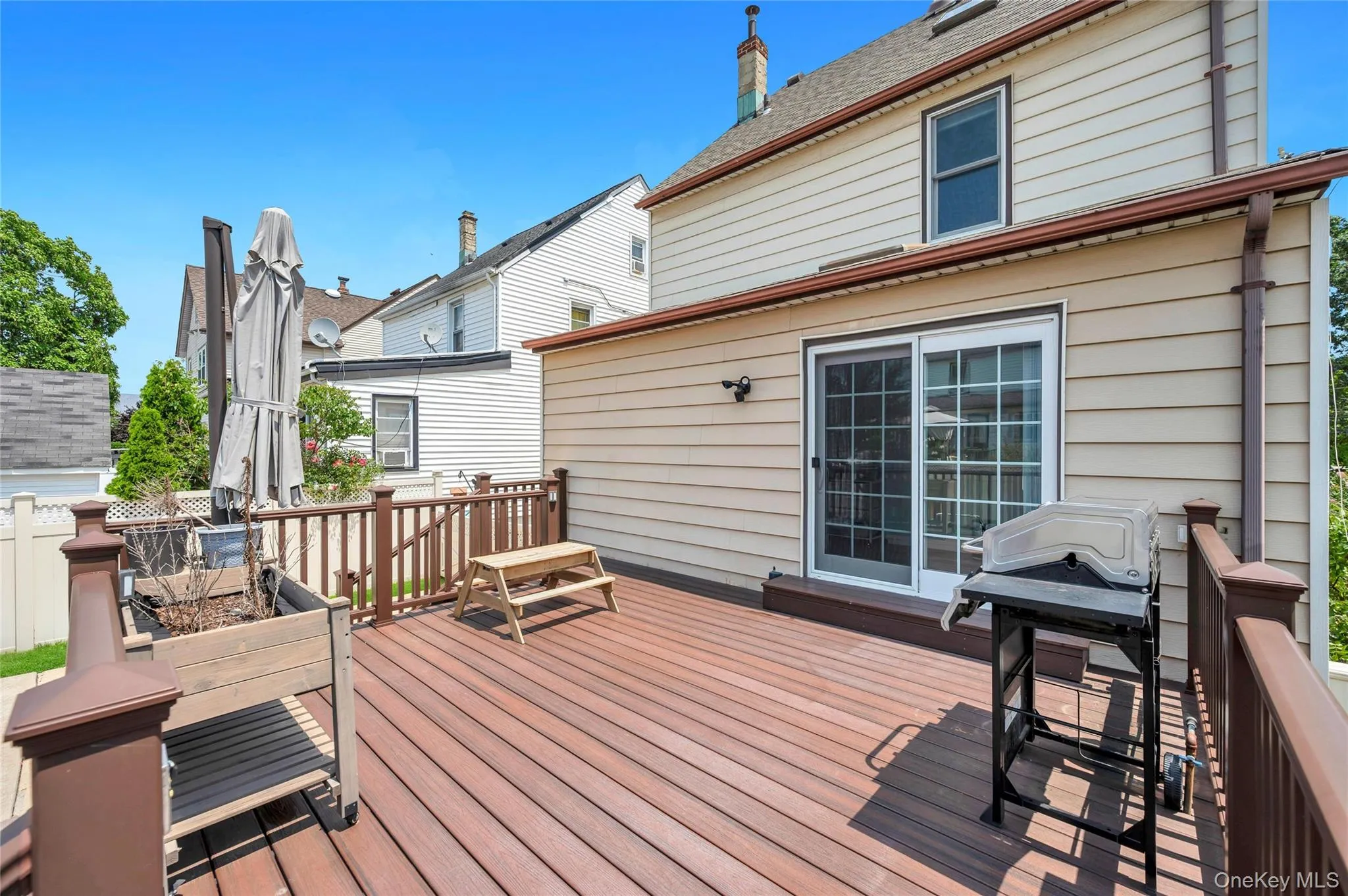 232 Locust Street, Hempstead, NY, 3 Bedrooms Bedrooms, 8 Rooms Rooms,1 BathroomBathrooms,Residential,For Rent,Locust,0,1030153 232 Locust Street, Hempstead, NY, 3 Bedrooms Bedrooms, 8 Rooms Rooms,1 BathroomBathrooms,Residential,For Rent,Locust,0,1030153