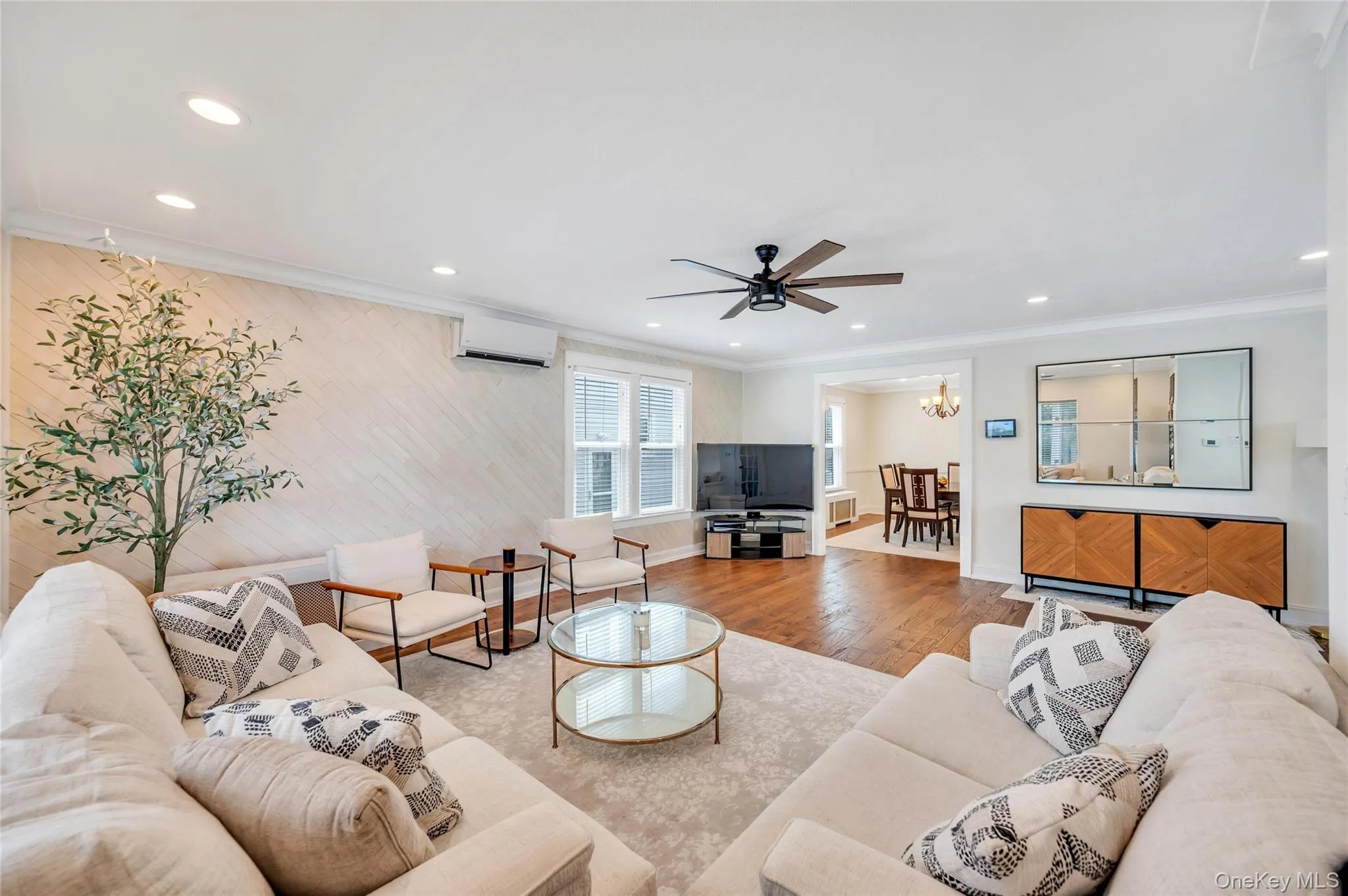 232 Locust Street, Hempstead, NY, 3 Bedrooms Bedrooms, 8 Rooms Rooms,1 BathroomBathrooms,Residential,For Rent,Locust,0,1030153 232 Locust Street, Hempstead, NY, 3 Bedrooms Bedrooms, 8 Rooms Rooms,1 BathroomBathrooms,Residential,For Rent,Locust,0,1030153