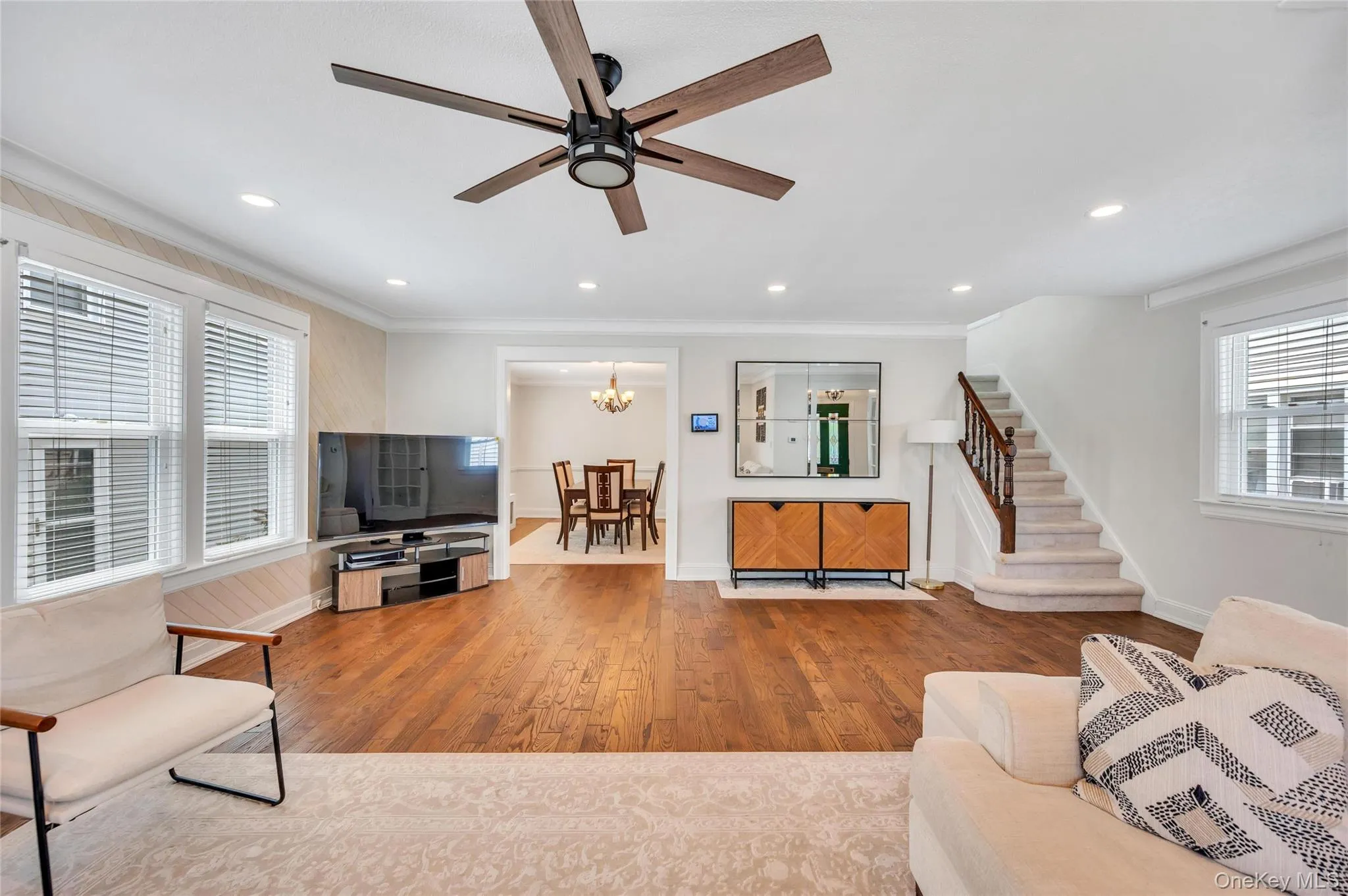232 Locust Street, Hempstead, NY, 3 Bedrooms Bedrooms, 8 Rooms Rooms,1 BathroomBathrooms,Residential,For Rent,Locust,0,1030153 232 Locust Street, Hempstead, NY, 3 Bedrooms Bedrooms, 8 Rooms Rooms,1 BathroomBathrooms,Residential,For Rent,Locust,0,1030153