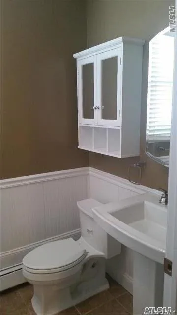 21 Kingdom Court, Islip, NY, 2 Bedrooms Bedrooms, 4 Rooms Rooms,1 BathroomBathrooms,Residential Lease,For Rent,Kingdom,0,1030157 21 Kingdom Court, Islip, NY, 2 Bedrooms Bedrooms, 4 Rooms Rooms,1 BathroomBathrooms,Residential Lease,For Rent,Kingdom,0,1030157