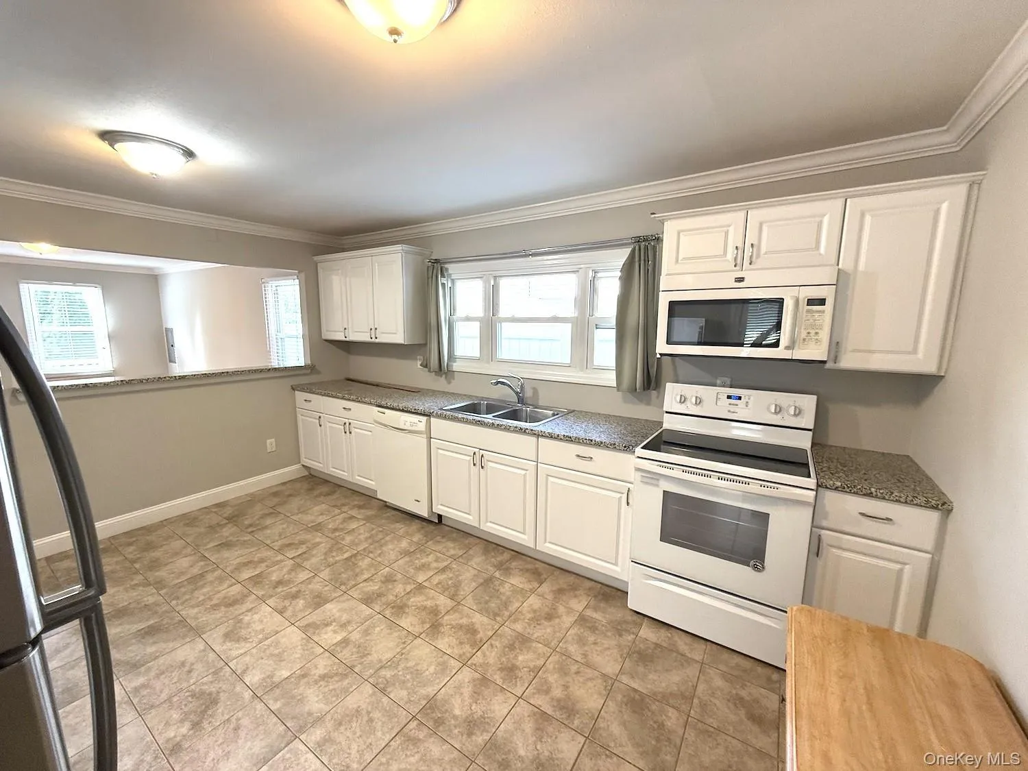 21 Kingdom Court, Islip, NY, 2 Bedrooms Bedrooms, 4 Rooms Rooms,1 BathroomBathrooms,Residential Lease,For Rent,Kingdom,0,1030157 21 Kingdom Court, Islip, NY, 2 Bedrooms Bedrooms, 4 Rooms Rooms,1 BathroomBathrooms,Residential Lease,For Rent,Kingdom,0,1030157