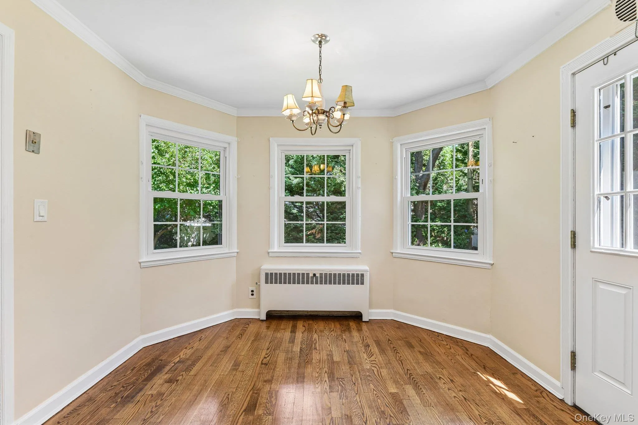 93 Transverse Road, Hempstead, NY, 3 Bedrooms Bedrooms, 6 Rooms Rooms,2 BathroomsBathrooms,Residential,For Rent,Transverse,0,1030159 93 Transverse Road, Hempstead, NY, 3 Bedrooms Bedrooms, 6 Rooms Rooms,2 BathroomsBathrooms,Residential,For Rent,Transverse,0,1030159