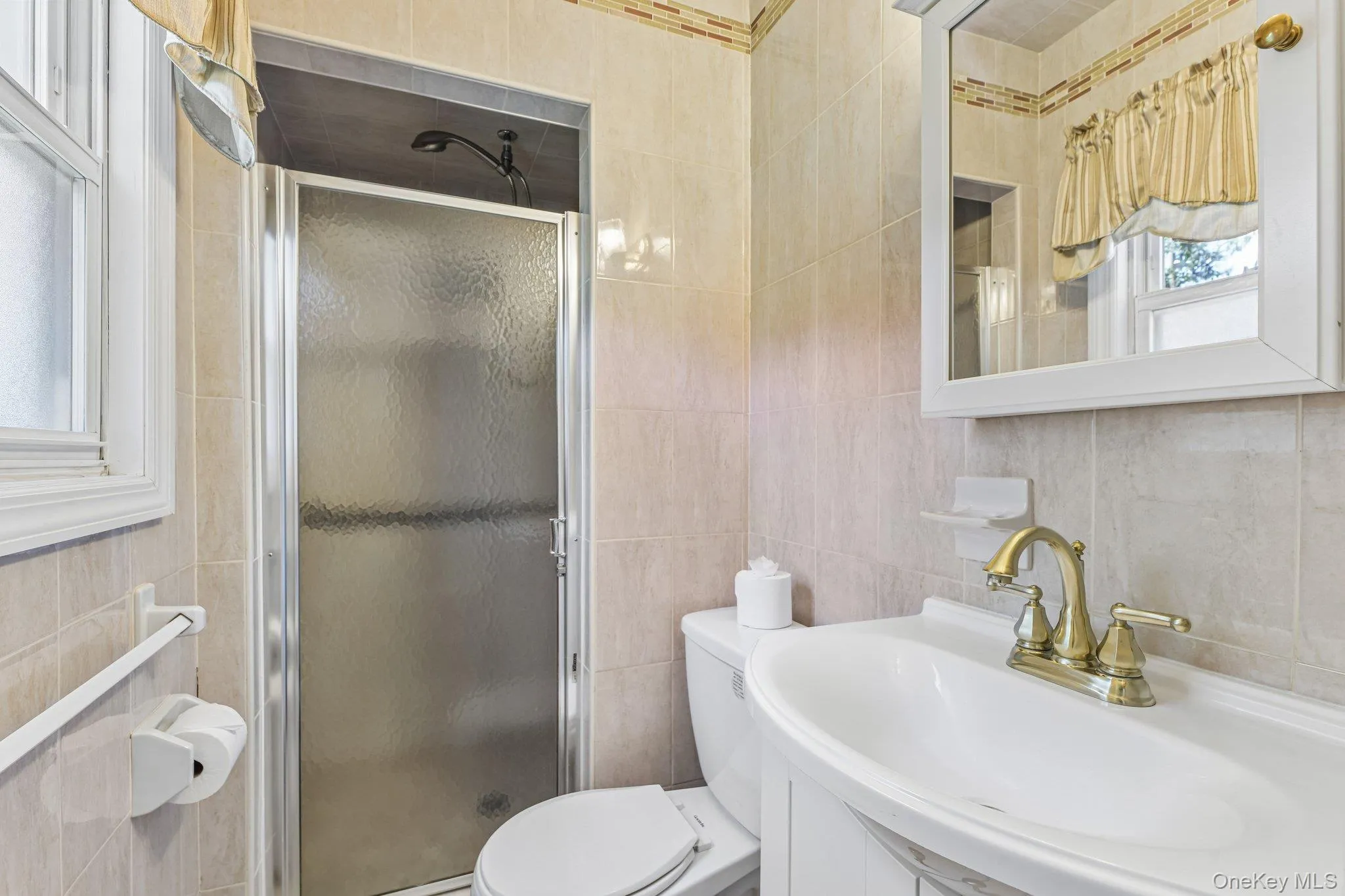 93 Transverse Road, Hempstead, NY, 3 Bedrooms Bedrooms, 6 Rooms Rooms,2 BathroomsBathrooms,Residential,For Rent,Transverse,0,1030159 93 Transverse Road, Hempstead, NY, 3 Bedrooms Bedrooms, 6 Rooms Rooms,2 BathroomsBathrooms,Residential,For Rent,Transverse,0,1030159