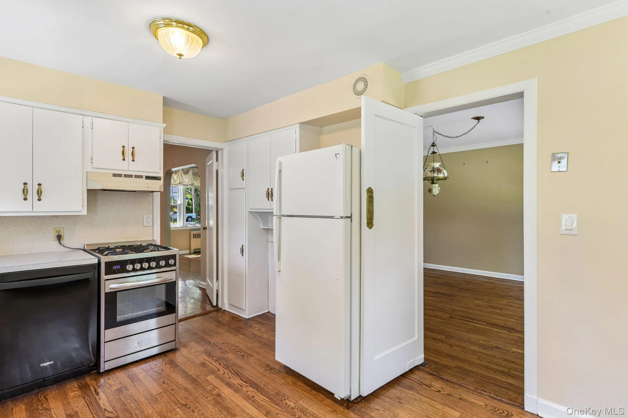 93 Transverse Road, Hempstead, NY, 3 Bedrooms Bedrooms, 6 Rooms Rooms,2 BathroomsBathrooms,Residential,For Rent,Transverse,0,1030159 93 Transverse Road, Hempstead, NY, 3 Bedrooms Bedrooms, 6 Rooms Rooms,2 BathroomsBathrooms,Residential,For Rent,Transverse,0,1030159