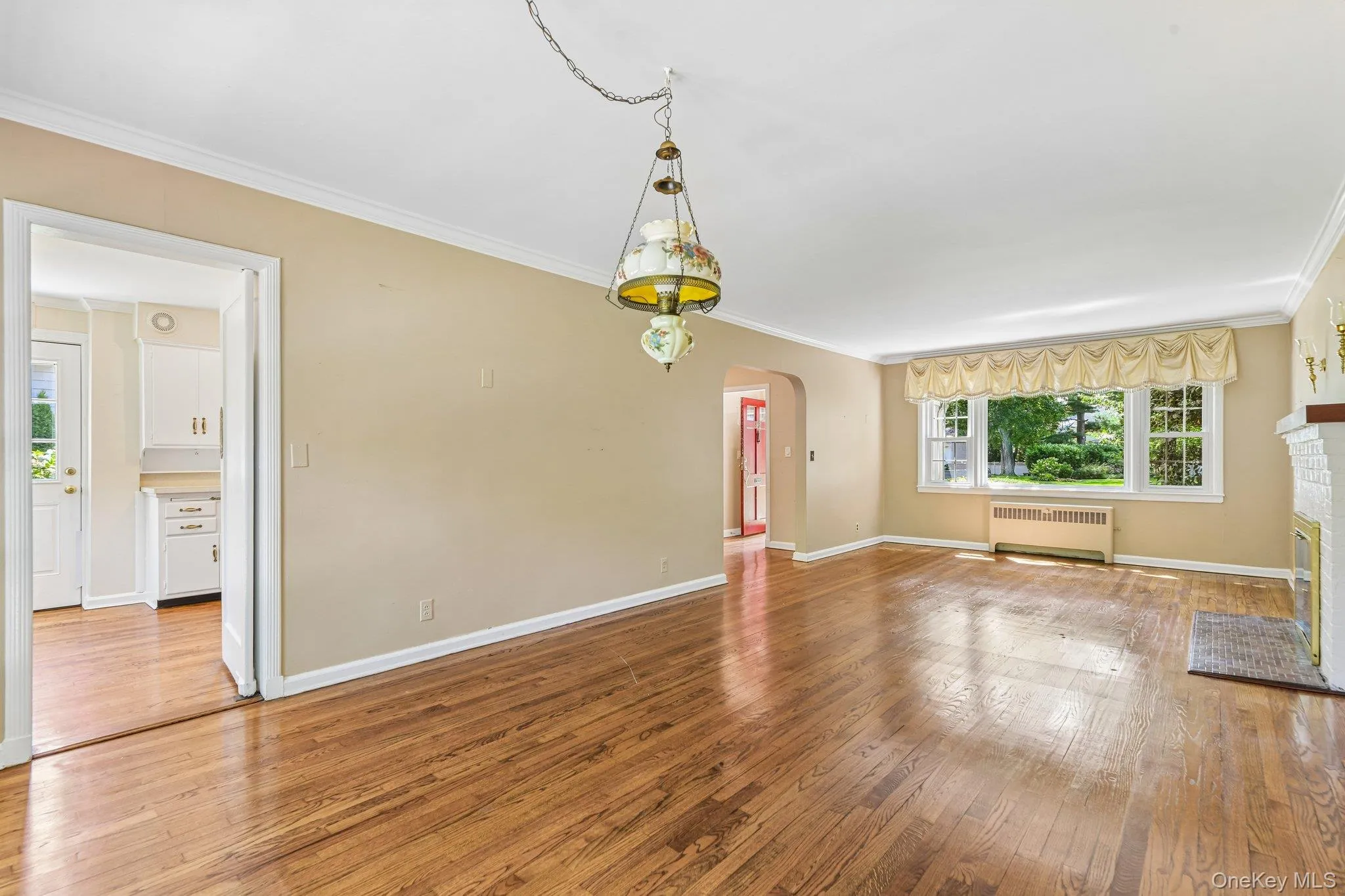 93 Transverse Road, Hempstead, NY, 3 Bedrooms Bedrooms, 6 Rooms Rooms,2 BathroomsBathrooms,Residential,For Rent,Transverse,0,1030159 93 Transverse Road, Hempstead, NY, 3 Bedrooms Bedrooms, 6 Rooms Rooms,2 BathroomsBathrooms,Residential,For Rent,Transverse,0,1030159