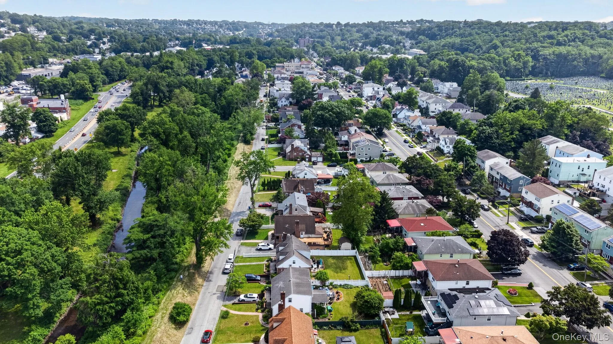 207 Clunie Avenue, Yonkers, NY, 5 Bedrooms Bedrooms, 8 Rooms Rooms,2 BathroomsBathrooms,Residential,For Rent,Clunie,0,1030160 207 Clunie Avenue, Yonkers, NY, 5 Bedrooms Bedrooms, 8 Rooms Rooms,2 BathroomsBathrooms,Residential,For Rent,Clunie,0,1030160