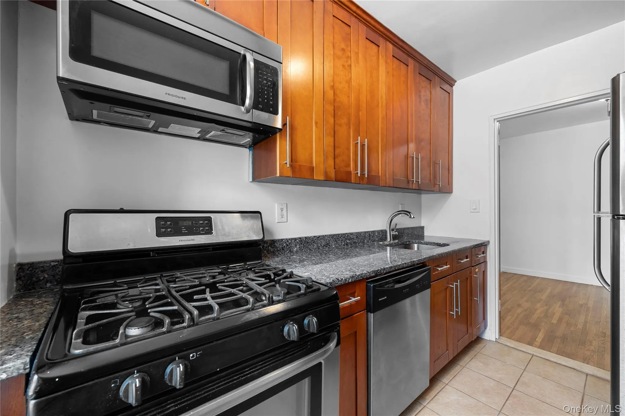 100-25 Queens Boulevard, New York, NY, 1 Bedroom Bedrooms, 5 Rooms Rooms,1 BathroomBathrooms,Residential,For Rent,Queens,0,1030162 100-25 Queens Boulevard, New York, NY, 1 Bedroom Bedrooms, 5 Rooms Rooms,1 BathroomBathrooms,Residential,For Rent,Queens,0,1030162