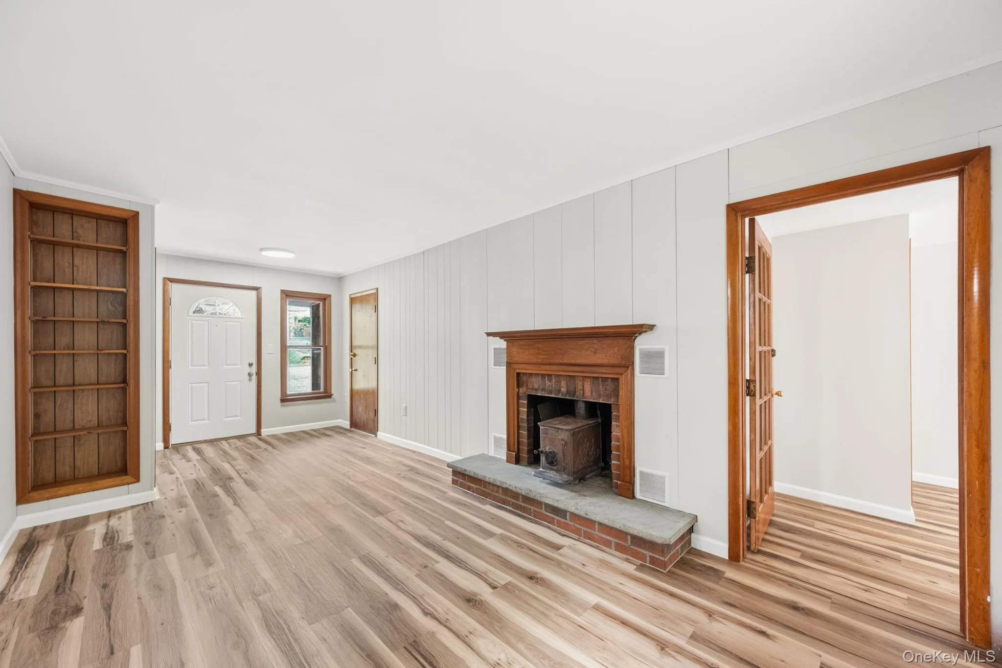 23 Oakland Avenue, Montgomery, NY, 3 Bedrooms Bedrooms, 7 Rooms Rooms,1 BathroomBathrooms,Residential,For Rent,Oakland,0,1030170 23 Oakland Avenue, Montgomery, NY, 3 Bedrooms Bedrooms, 7 Rooms Rooms,1 BathroomBathrooms,Residential,For Rent,Oakland,0,1030170